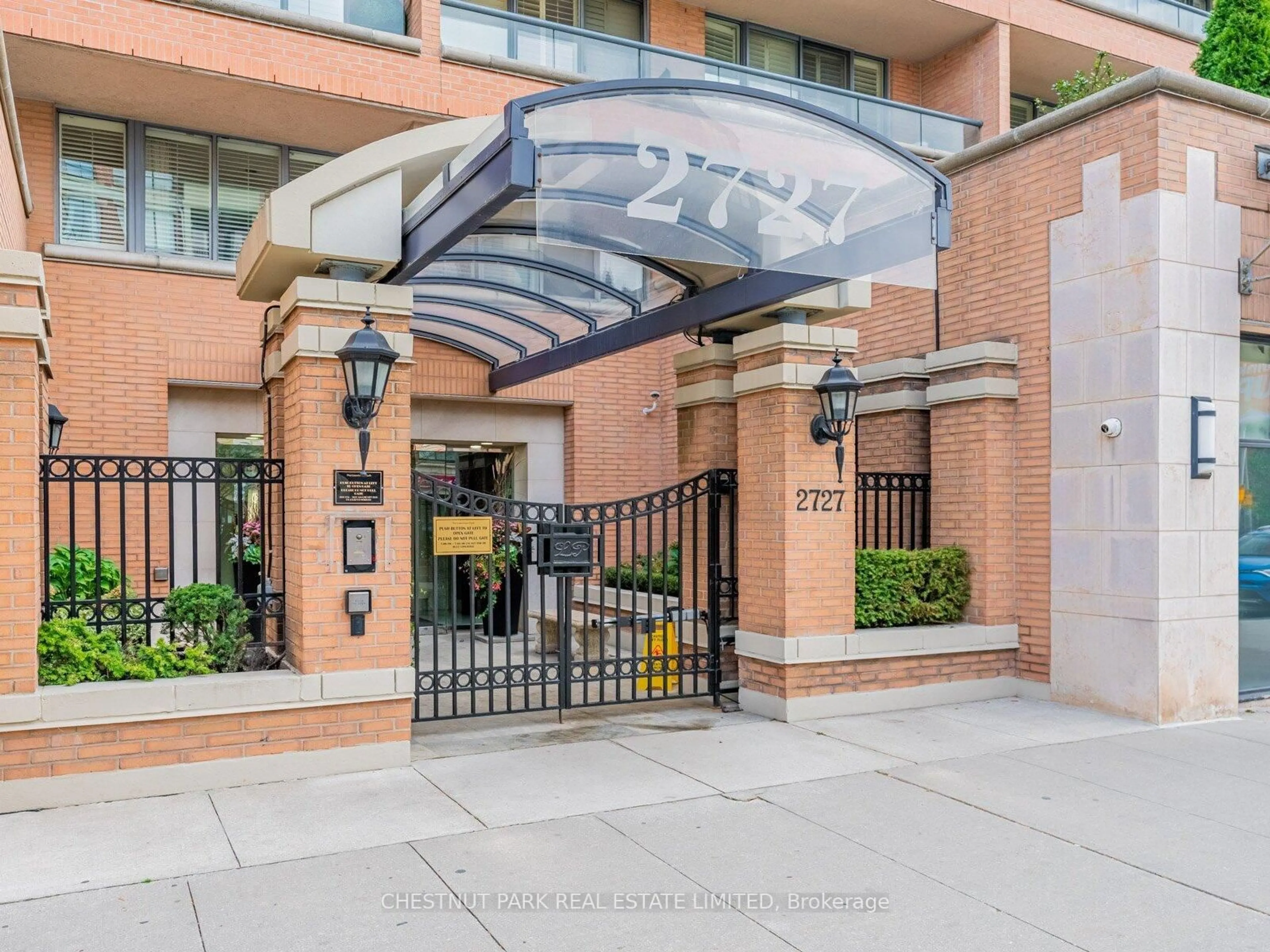 Unknown for 2727 Yonge St #405, Toronto Ontario M4N 3R6
