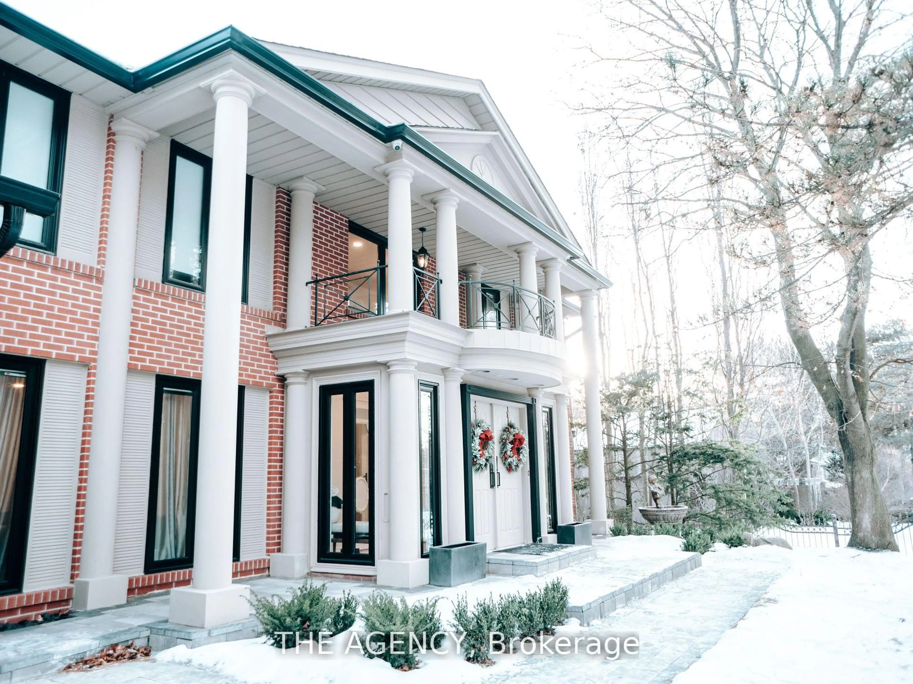 Home with brick exterior material, unknown for 7 Shady Oaks Cres, Toronto Ontario M3C 2L4