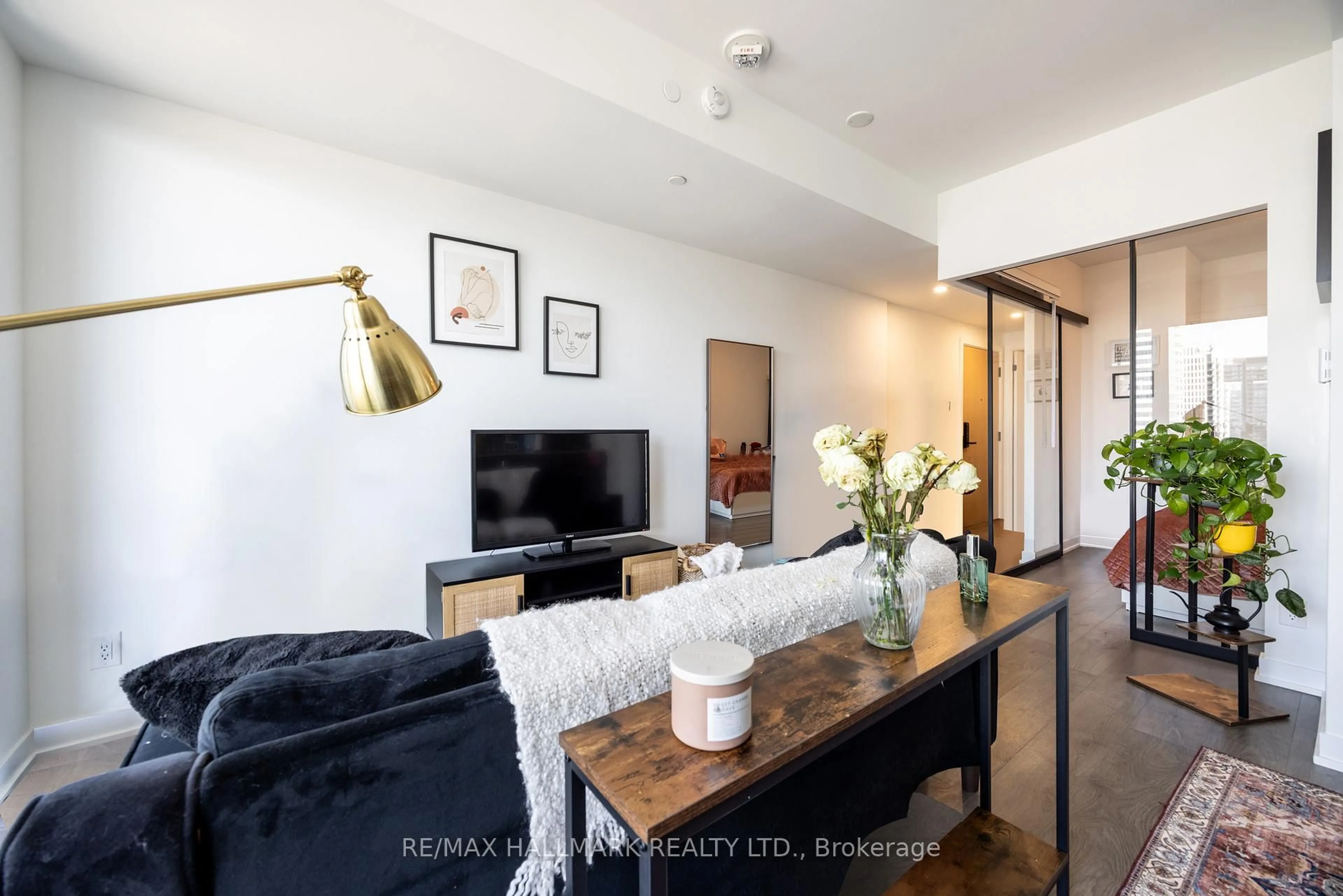 Living room with furniture, unknown for 5 Defries St #1507, Toronto Ontario M5A 0W7