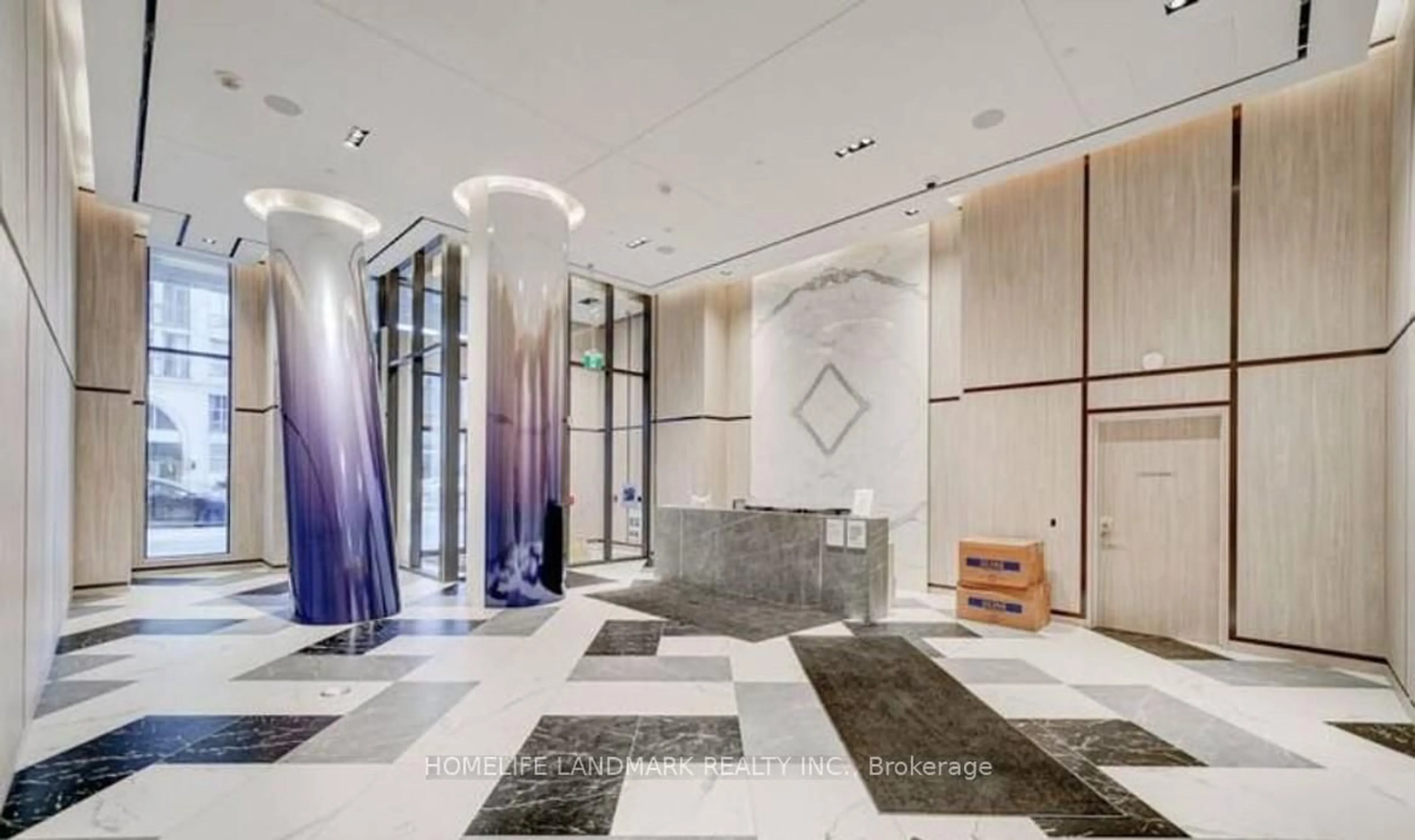 Lobby for 395 Bloor St #5105, Toronto Ontario M4W 1H7