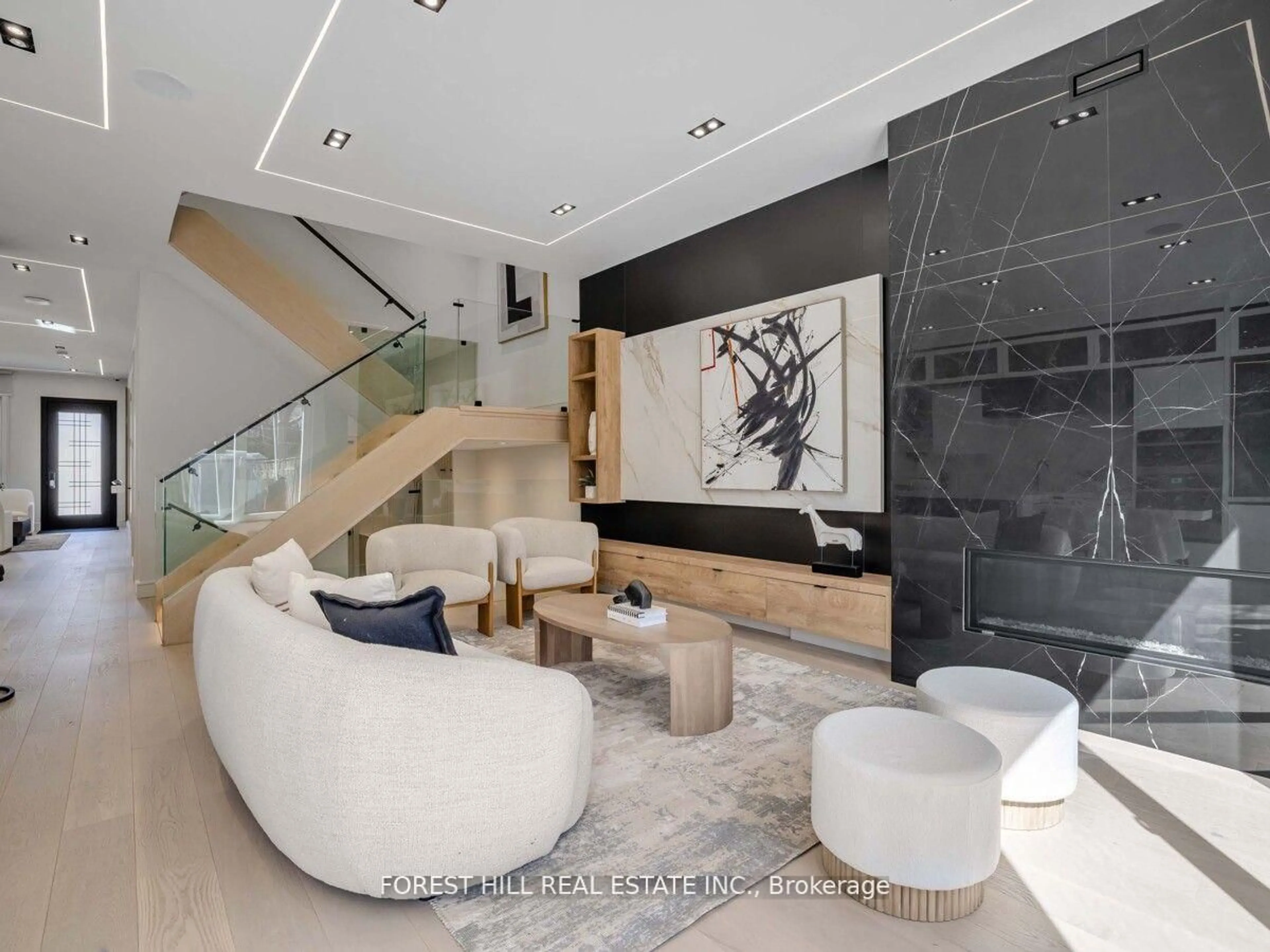 Unknown for 151 Dewbourne Ave, Toronto Ontario M6C 1Z1