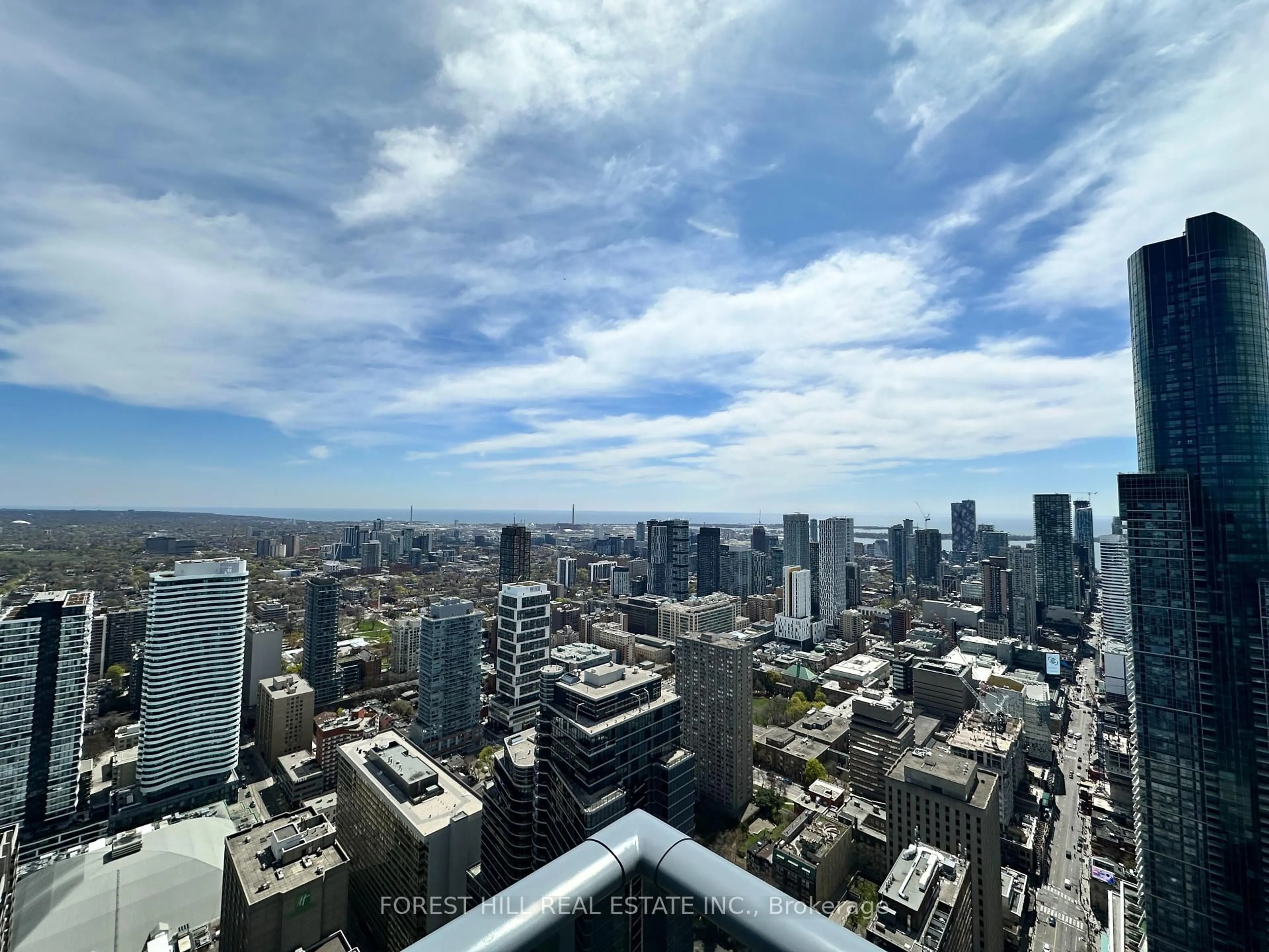 A pic of a room for 7 Grenville St #5810, Toronto Ontario M4Y 0E9
