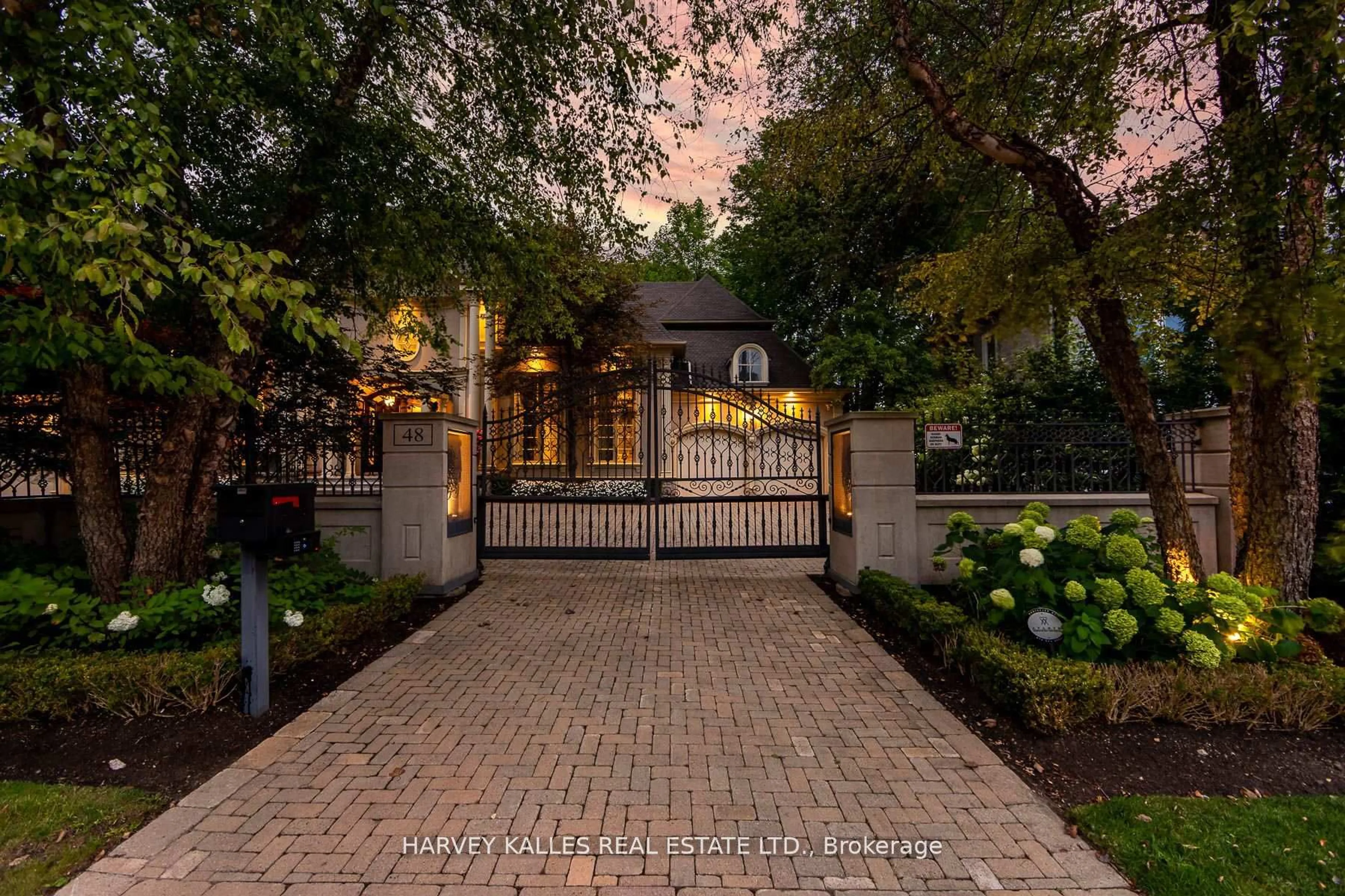 Home with brick exterior material, street for 48 Wimpole Dr, Toronto Ontario M2L 2L3