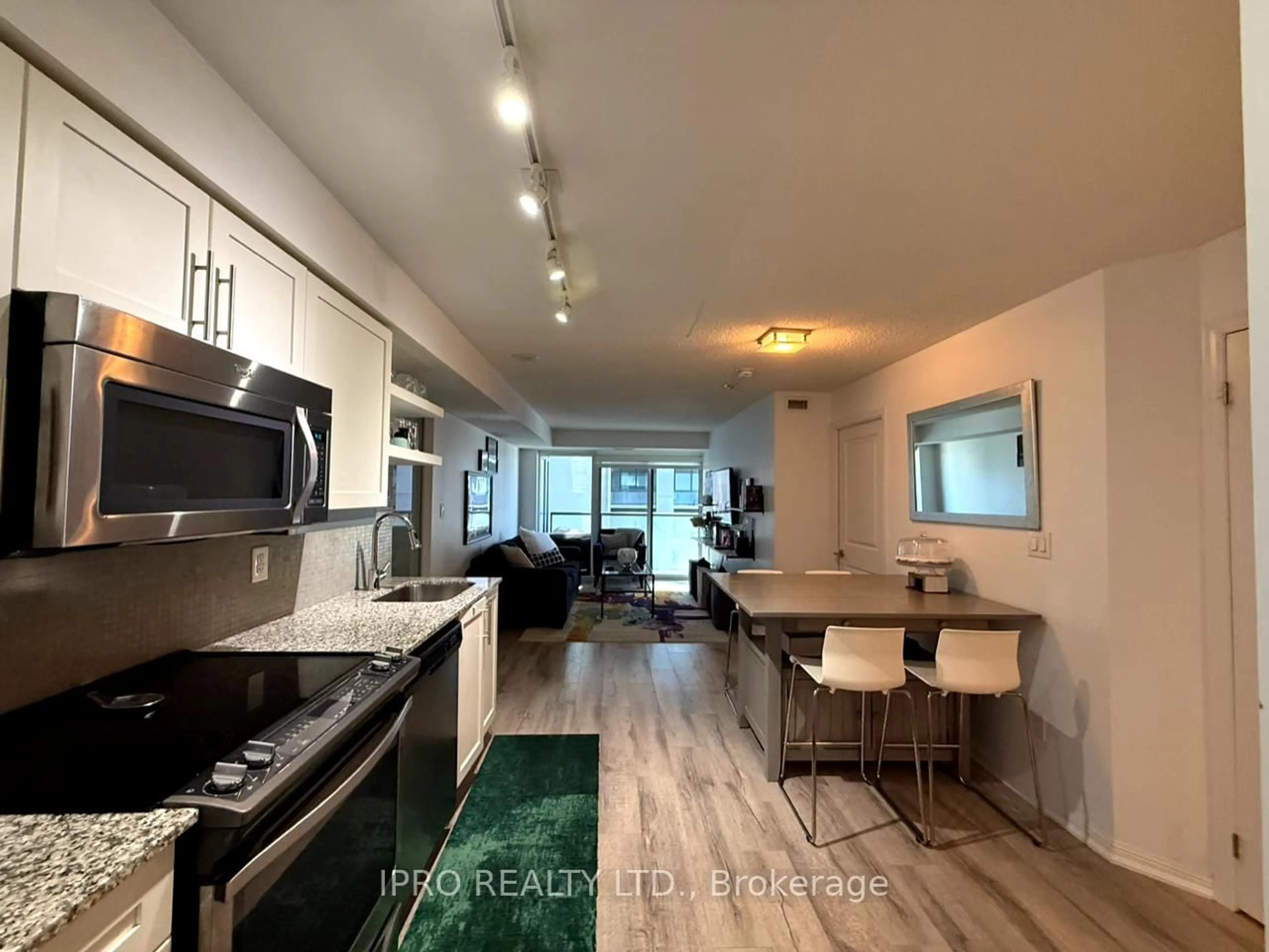Open concept kitchen, unknown for 400 Adelaide St #801, Toronto Ontario M5A 4S3