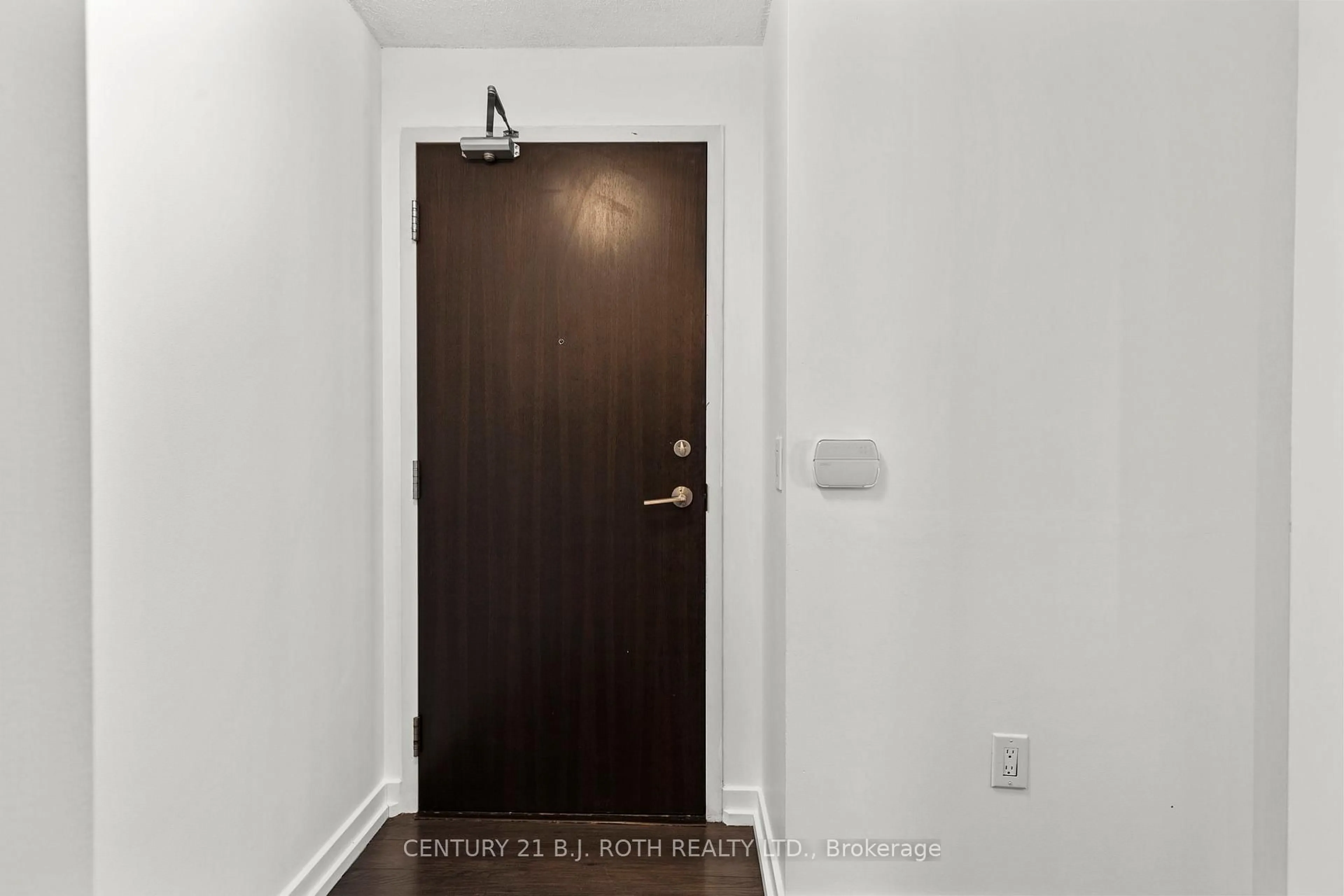 Indoor entryway for 38 Dan Leckie Way #1103, Toronto Ontario M5V 2V6