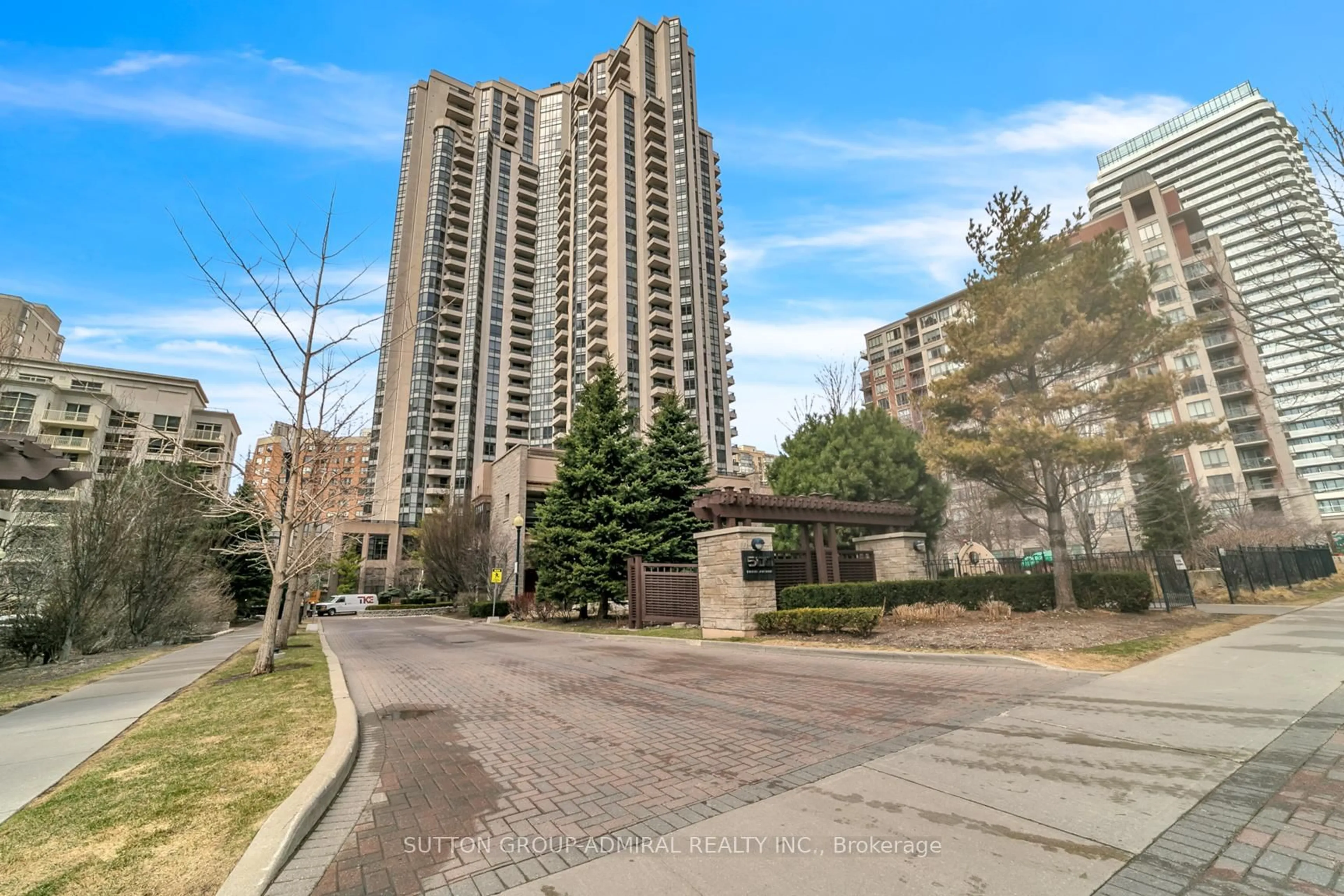 Unknown for 500 Doris Ave #1325, Toronto Ontario M2N 0C1