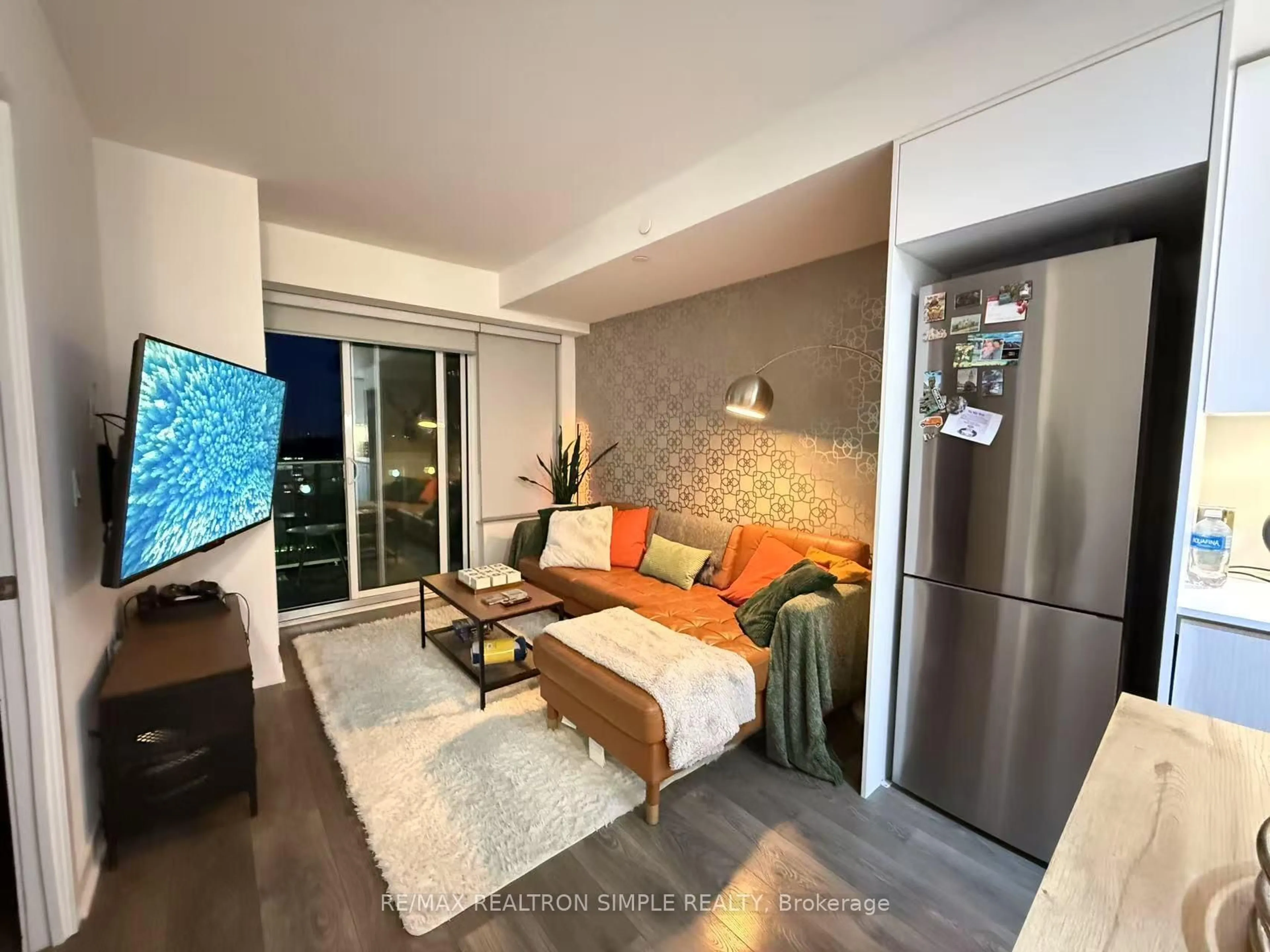 Living room with furniture, unknown for 99 Broadway Ave #3202, Toronto Ontario M4P 0E3
