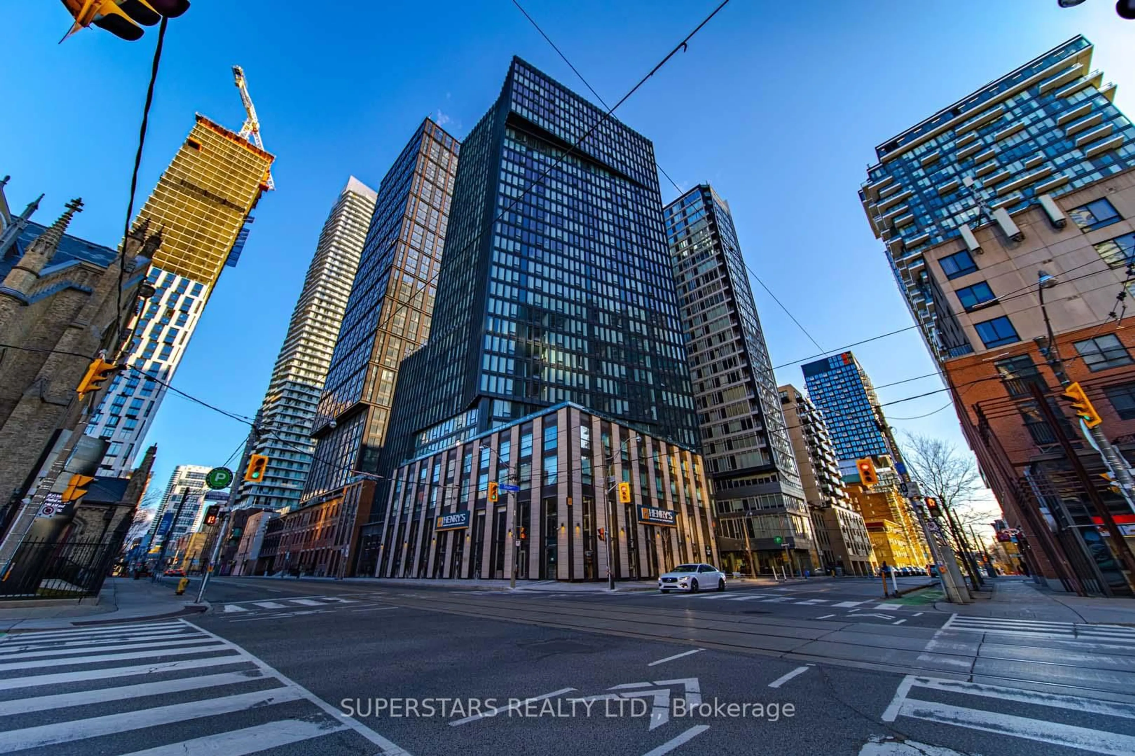 Unknown for 60 Shuter St #2006, Toronto Ontario M5B 0N7