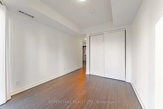 Additional property image - 60 Shuter St Unit 2006