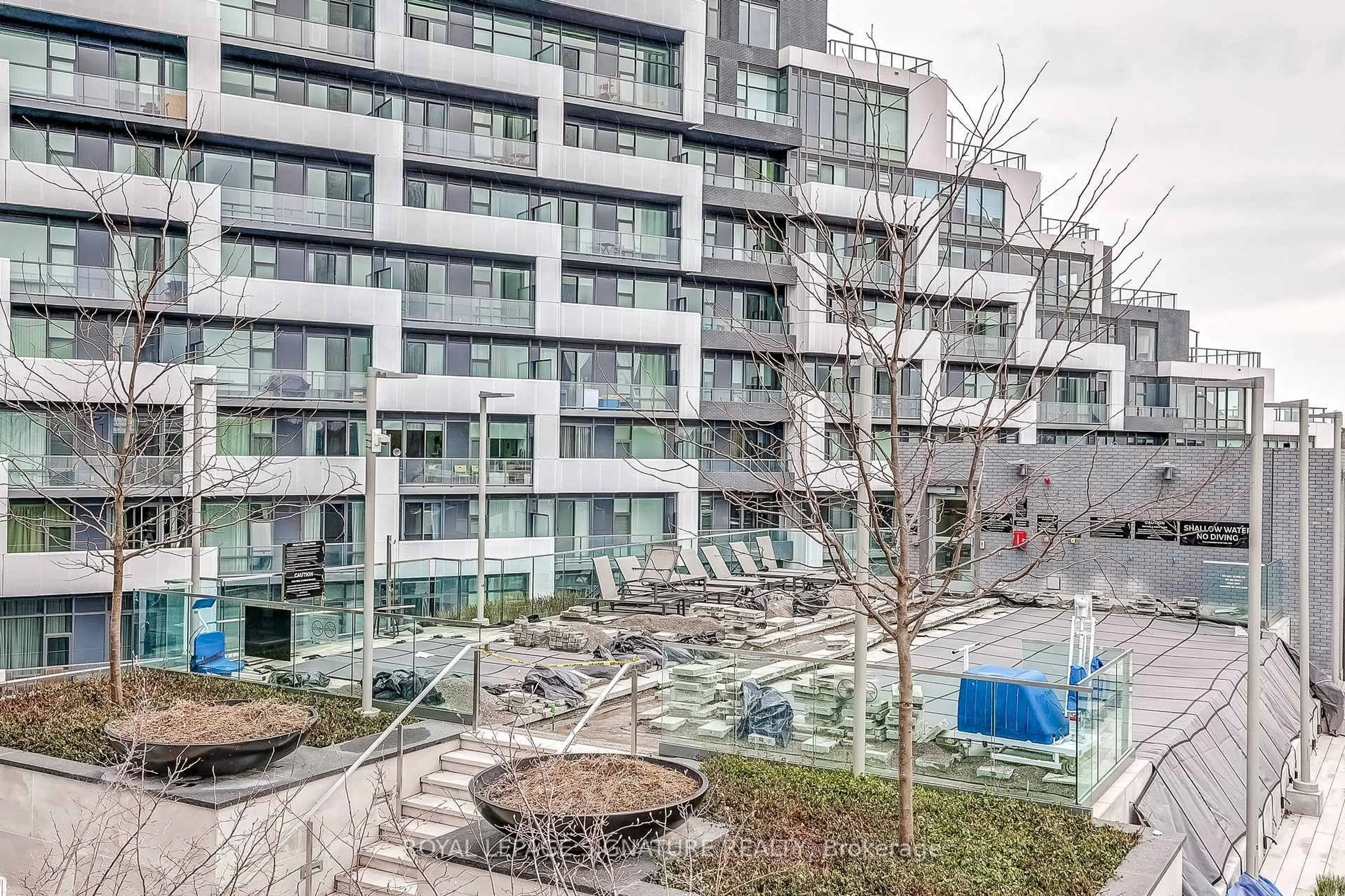 Patio, unknown for 25 Adra Grado Way #853, Toronto Ontario M2J 0H6