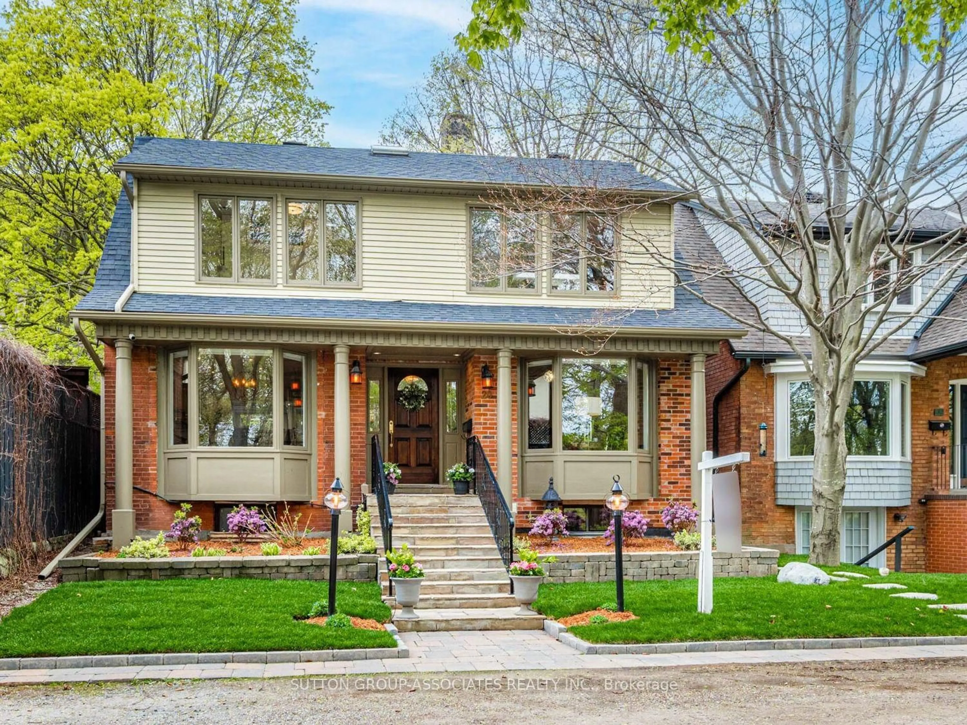 Home with brick exterior material, street for 20 Glengrove Ave, Toronto Ontario M4N 1E7
