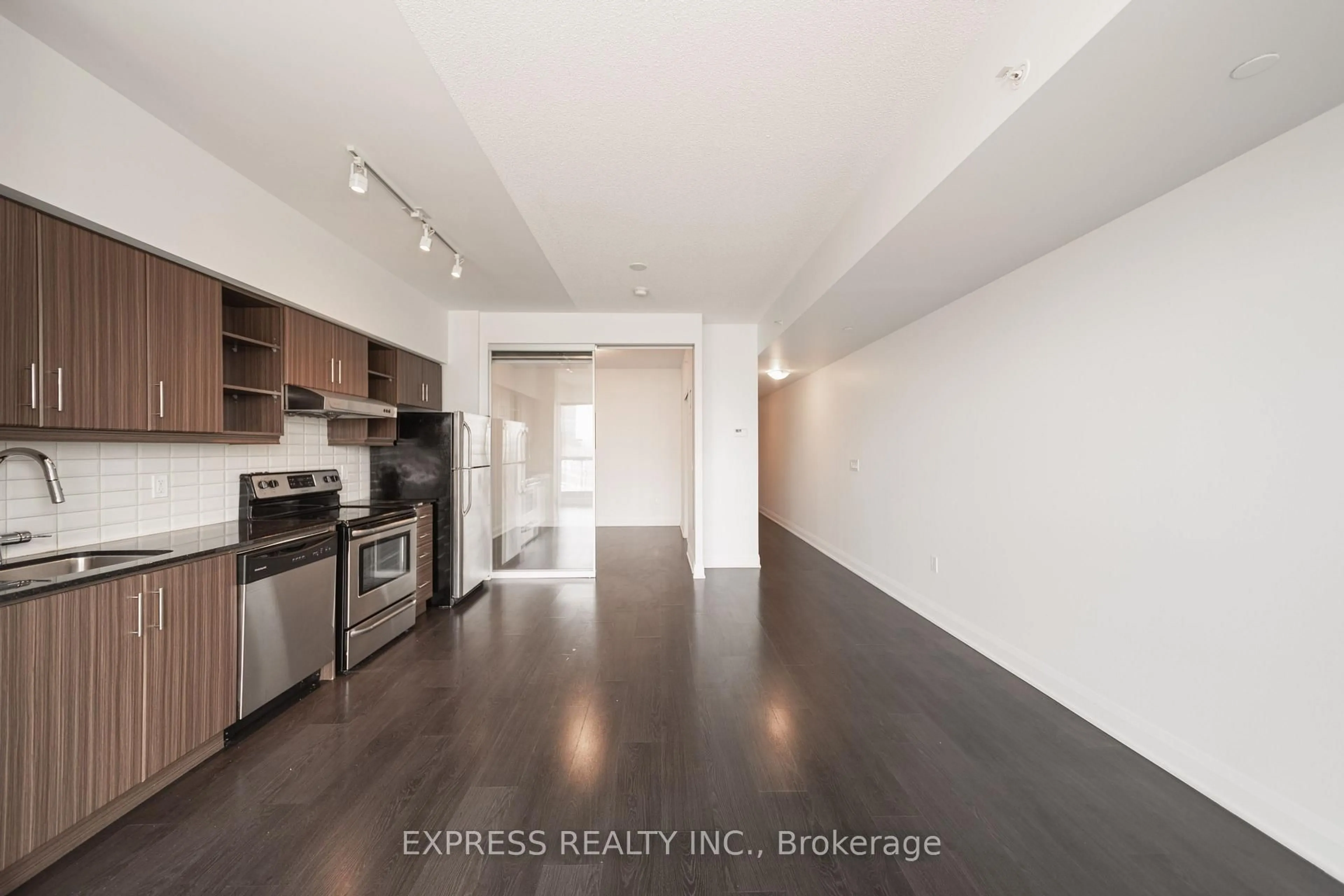 Unknown for 160 Vanderhoof Ave #716, Toronto Ontario M4G 0B7