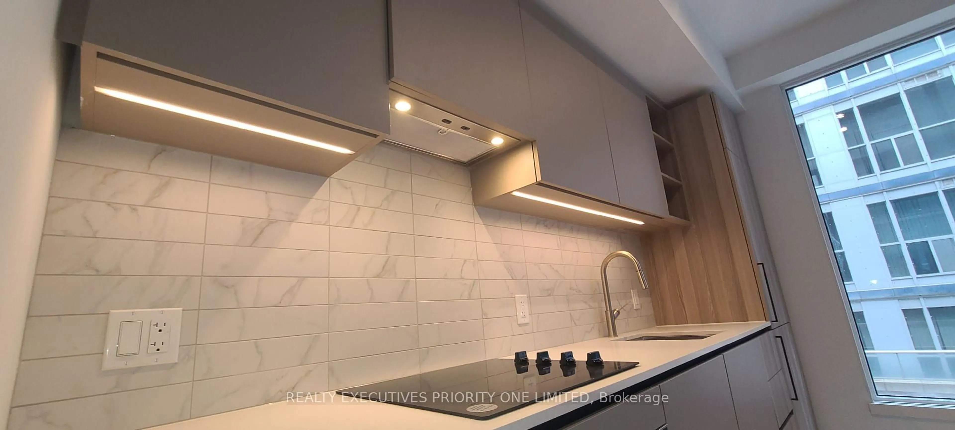 Contemporary kitchen, ceramic/tile floor for 55 Mercer St #319, Toronto Ontario M5V 0W4
