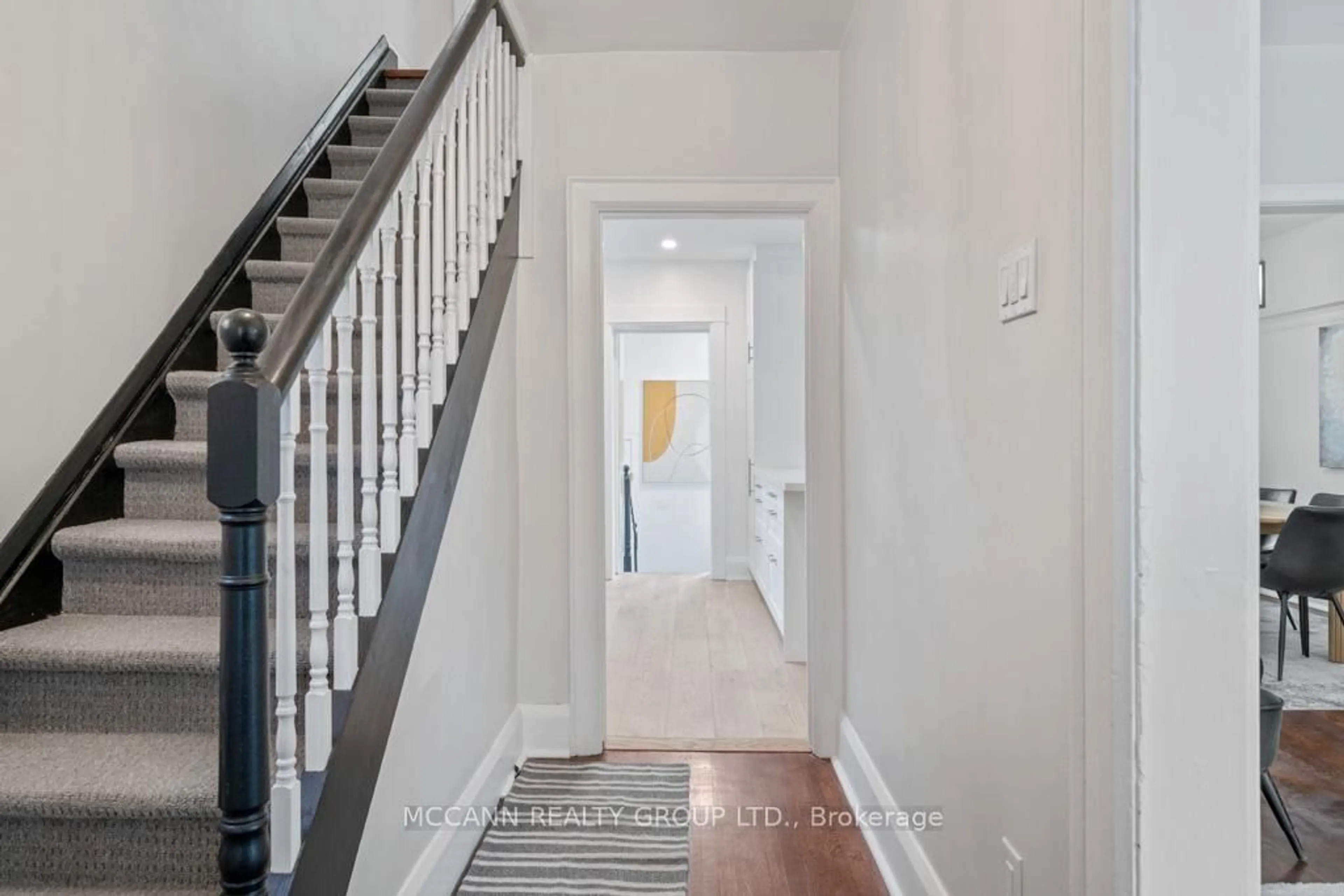 Indoor entryway for 168 Roslin Ave, Toronto Ontario M4N 1Z6