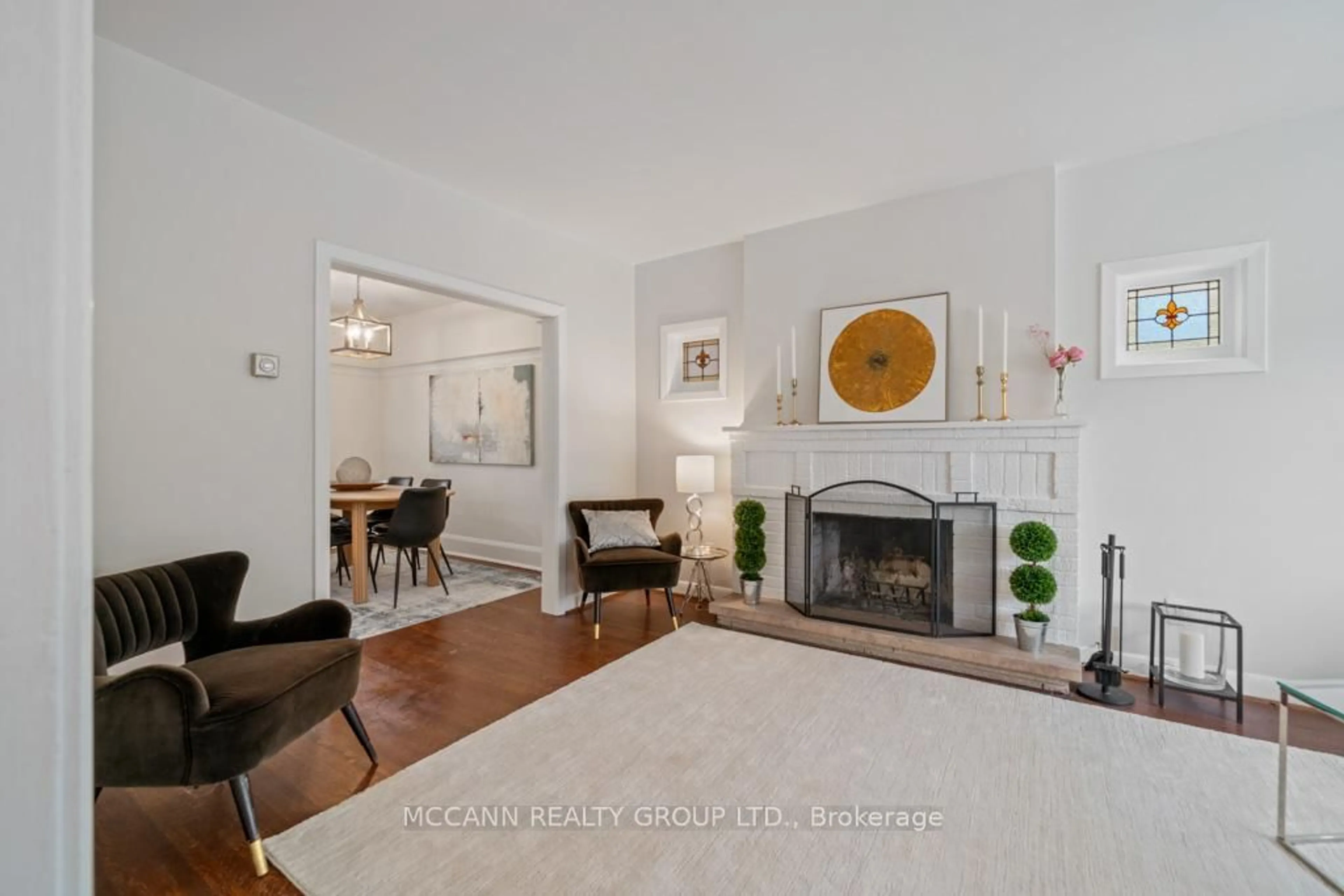 Living room with furniture, unknown for 168 Roslin Ave, Toronto Ontario M4N 1Z6