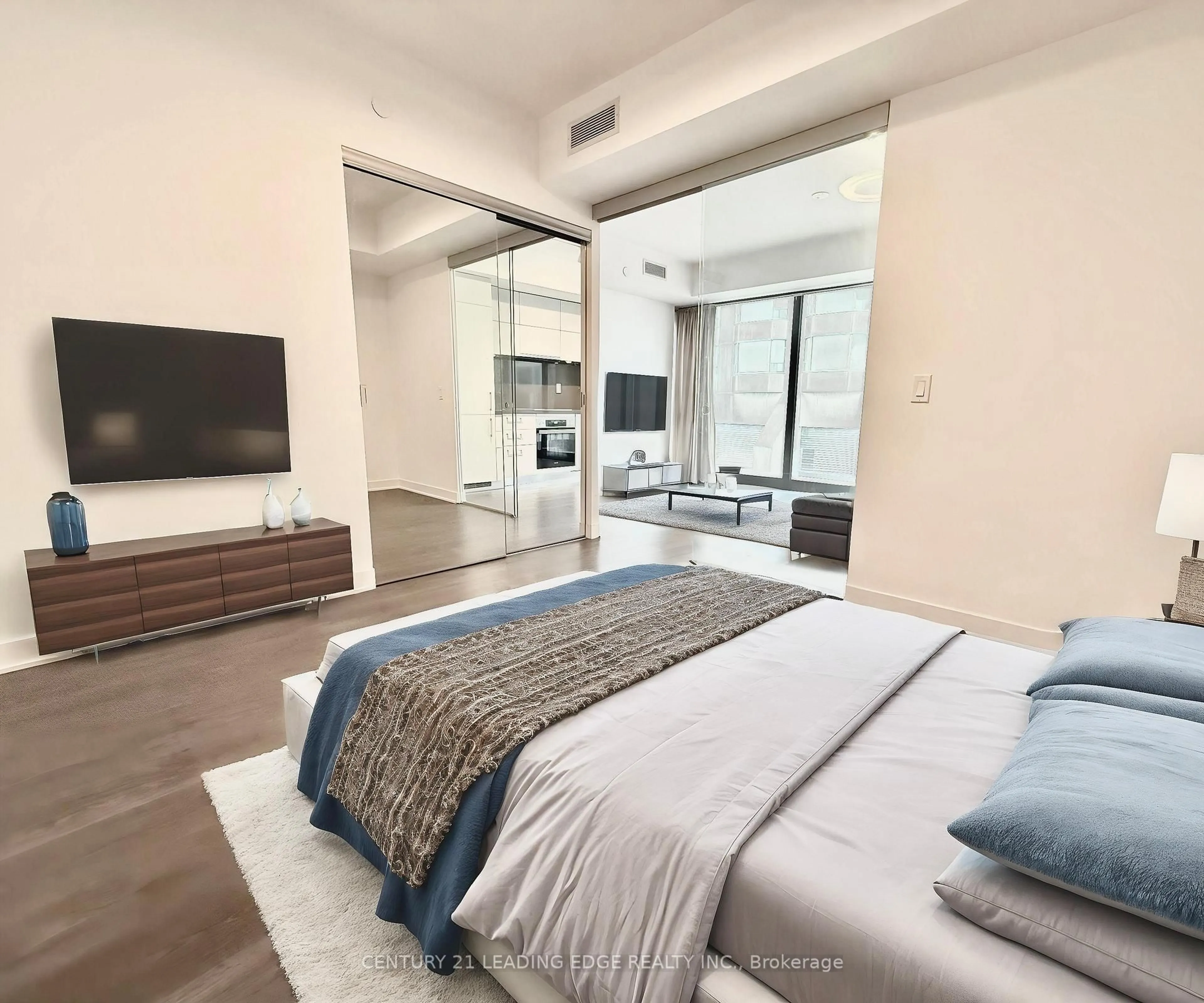 A pic of a room for 188 Cumberland St #1506, Toronto Ontario M5R 0B6
