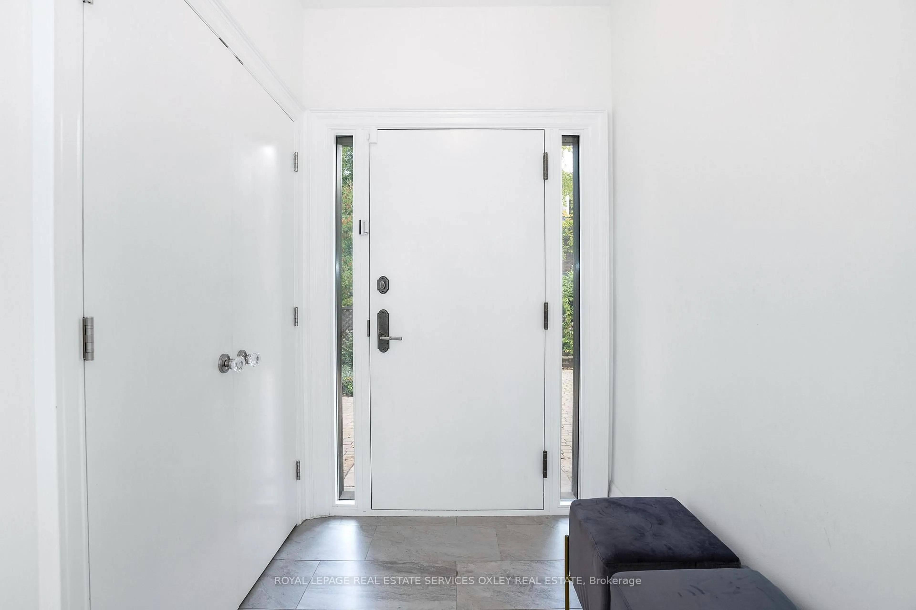 Indoor entryway for 58 Elm Ave #TH4, Toronto Ontario M4W 1N7