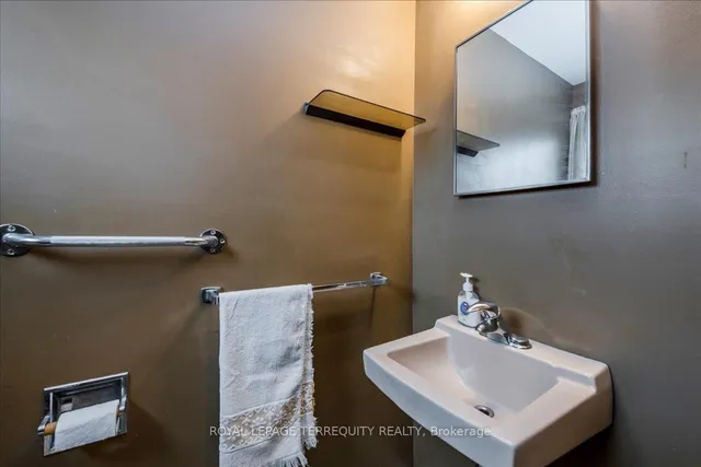 Additional property image - 88 Old Sheppard Ave