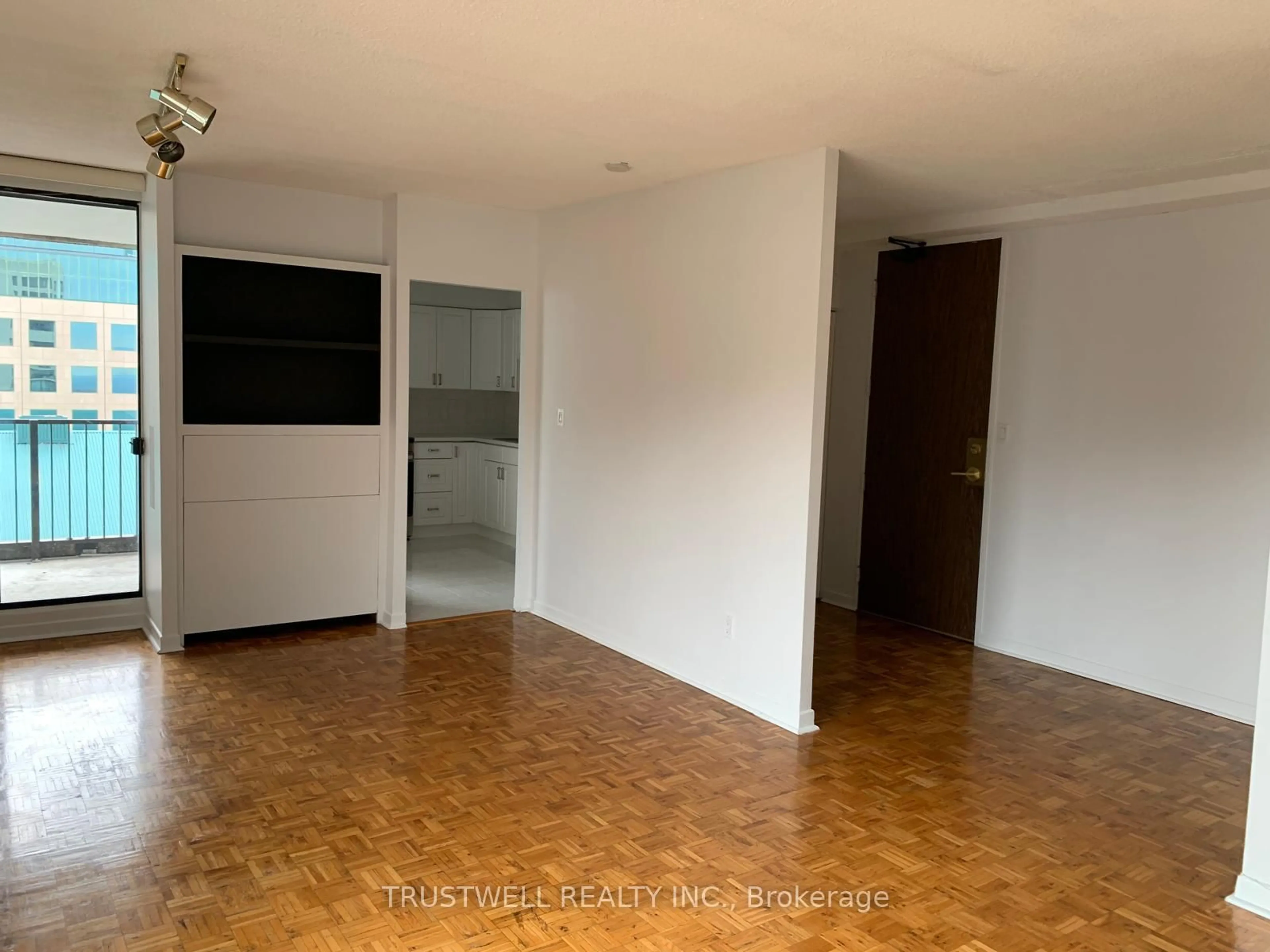 A pic of a room for 33 Harbour Sq #3240, Toronto Ontario M5J 2G2