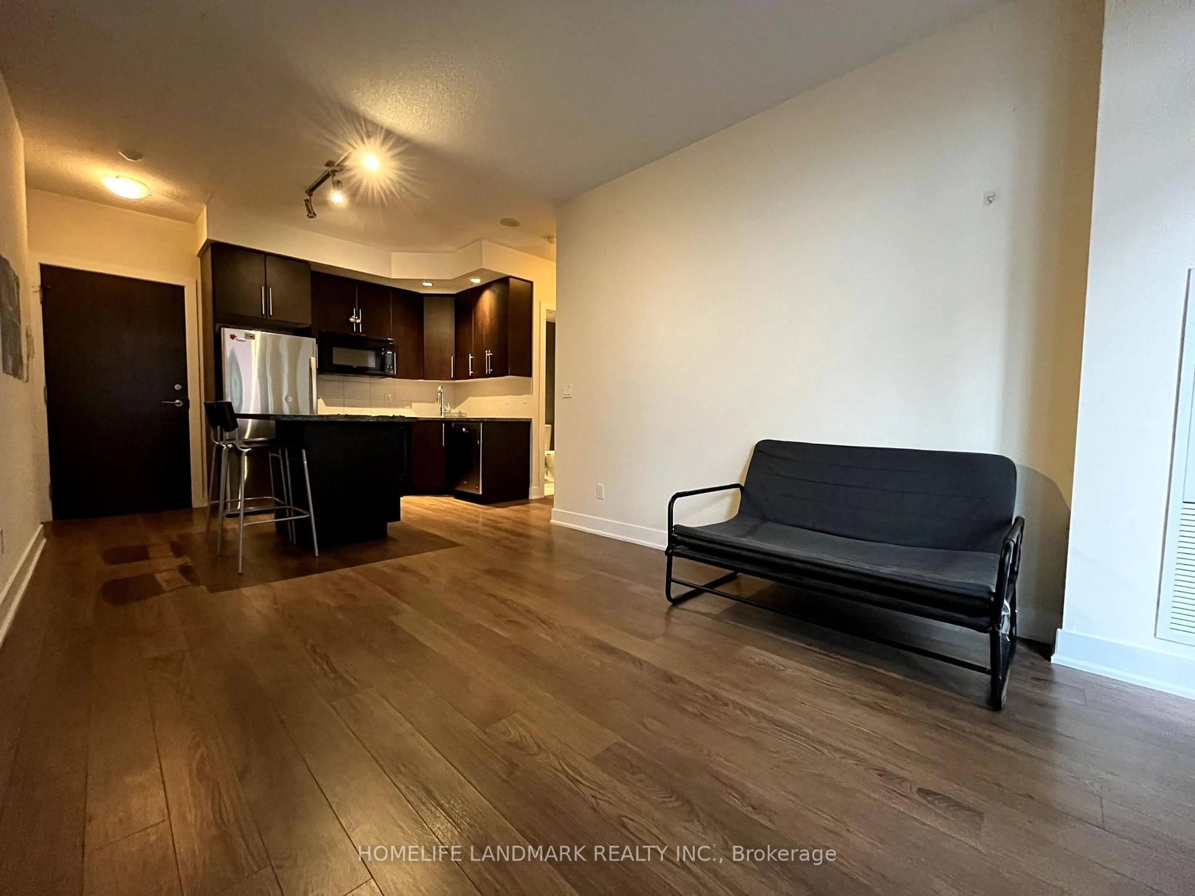 A pic of a room for 28 Linden St #1501, Toronto Ontario M4Y 0A4