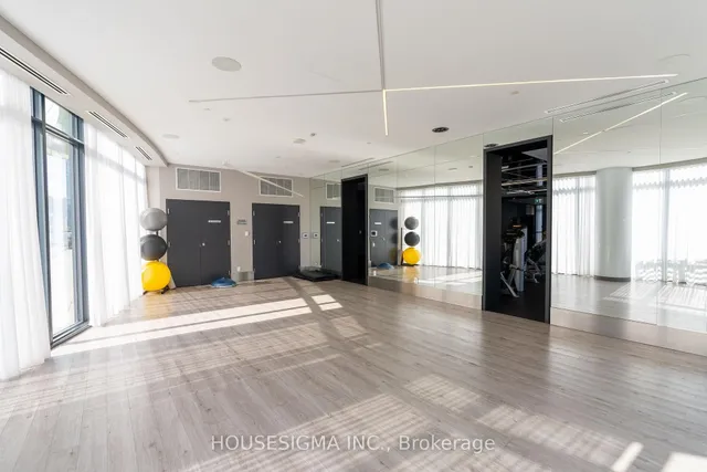 Additional property image - 403 Church St Unit 902