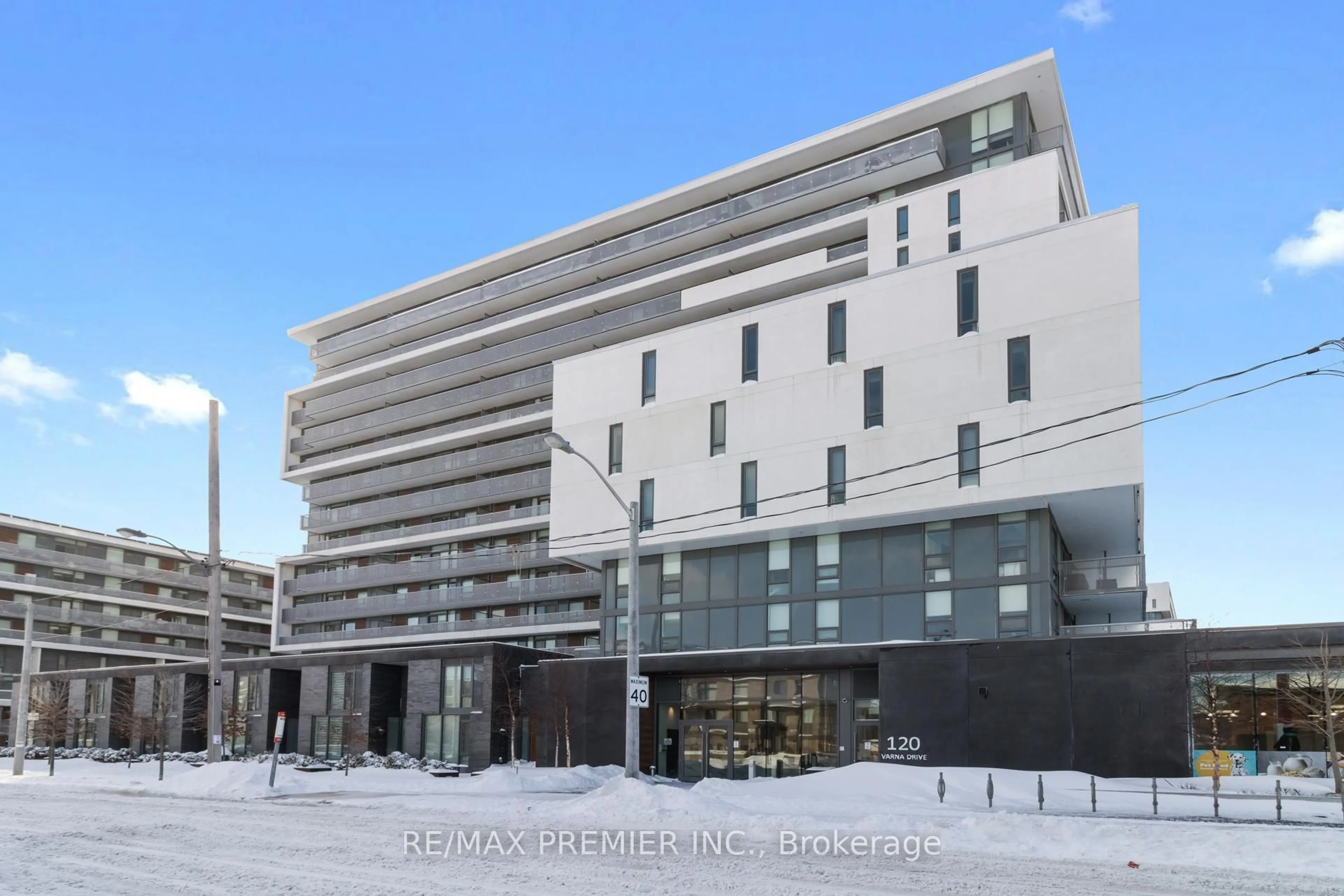 Unknown for 120 Varna Dr #303, Toronto Ontario M6A 0B3