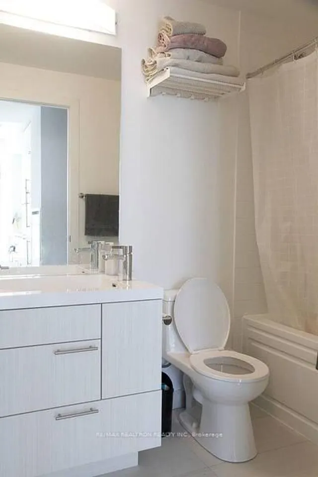 Additional property image - 199 Richmond St Unit 2506