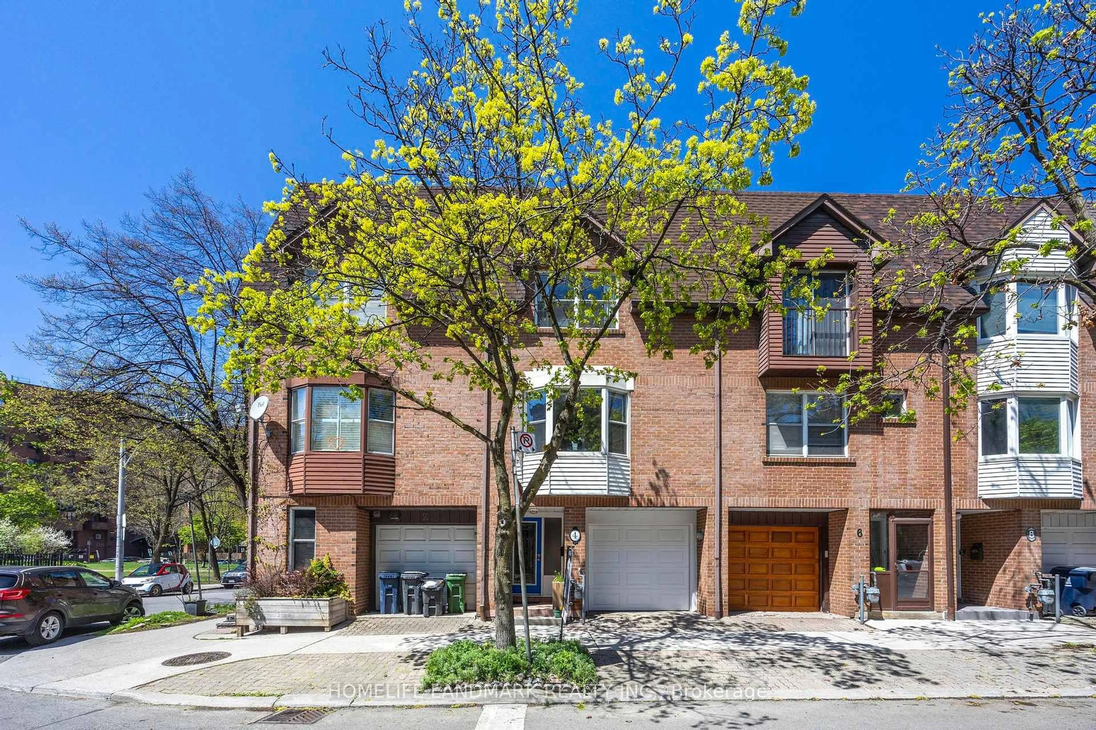 Home with brick exterior material, street for 4 Longboat Ave, Toronto Ontario M5A 4E1
