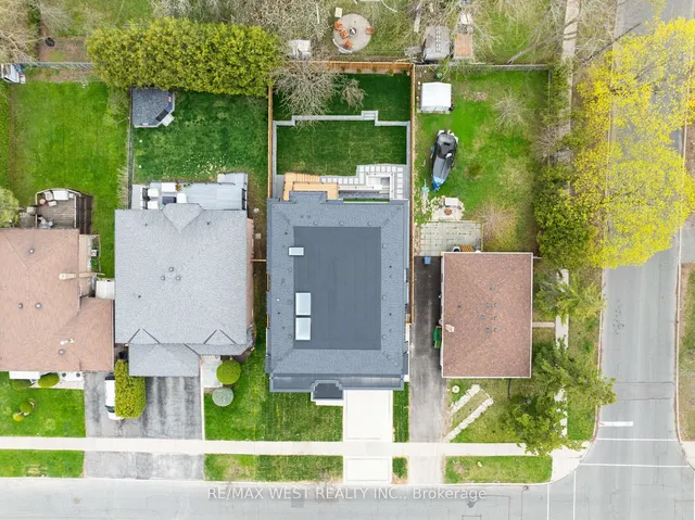 Additional property image - 310 Patricia Ave