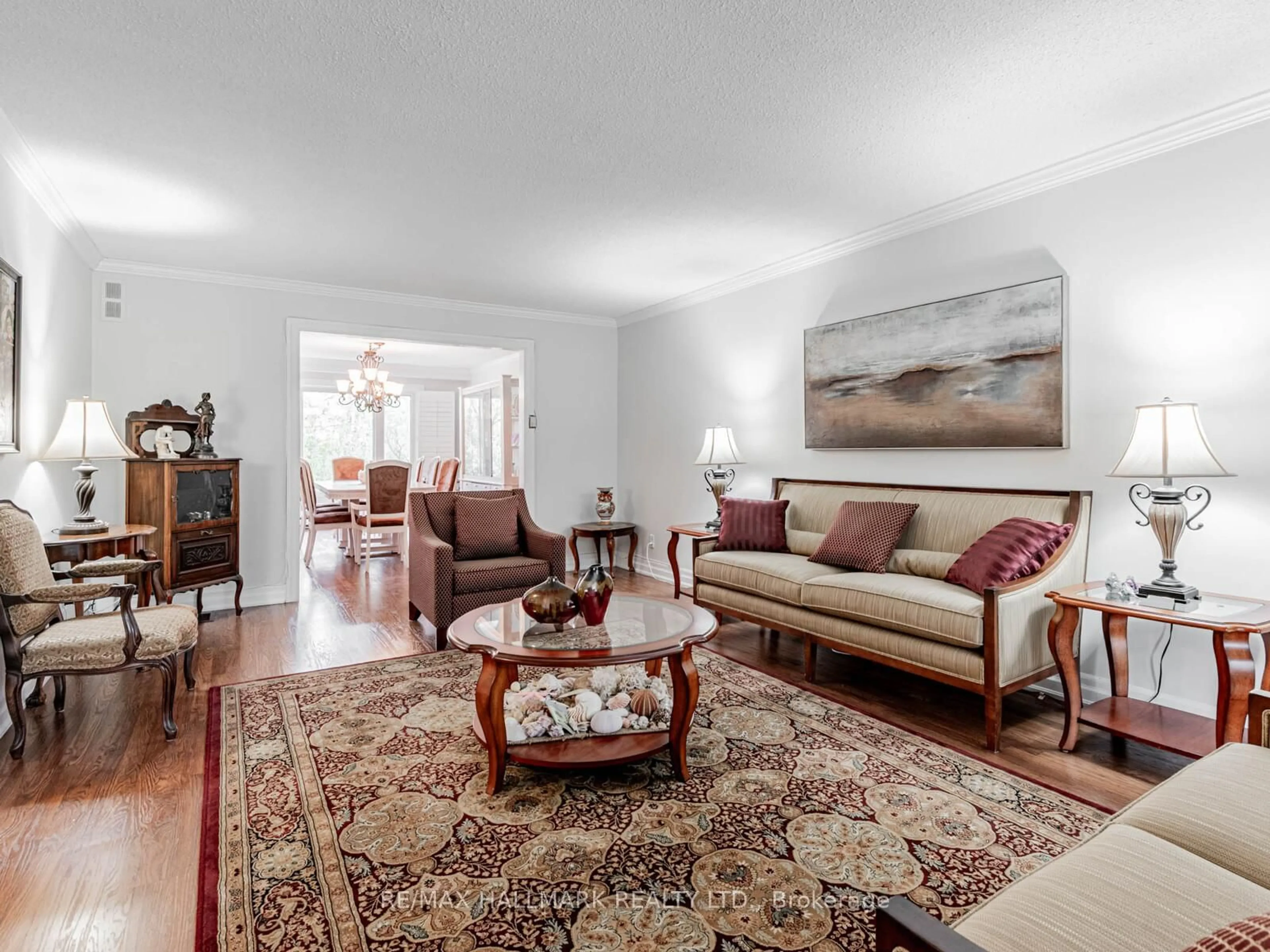 Living room with furniture, unknown for 85 Ames Circ, Toronto Ontario M3B 3C2