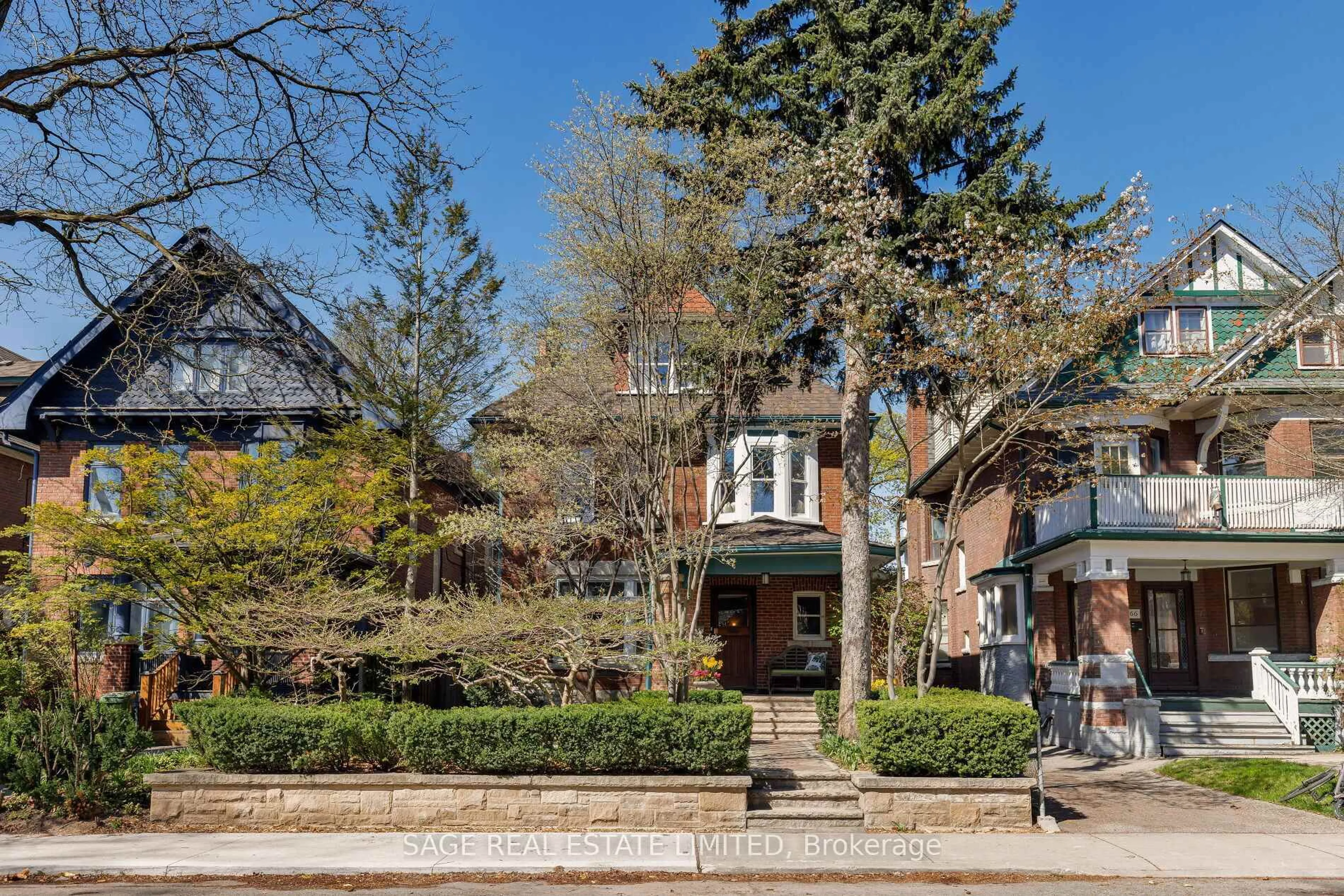 Home with brick exterior material, street for 364 Palmerston Blvd, Toronto Ontario M6G 2N6