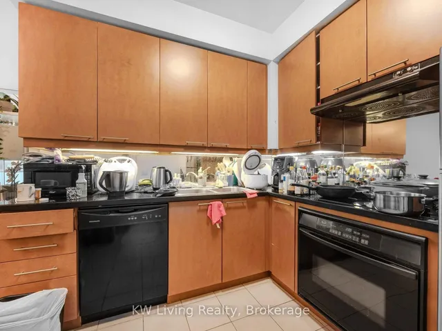Additional property image - 1121 Bay St Unit 1201