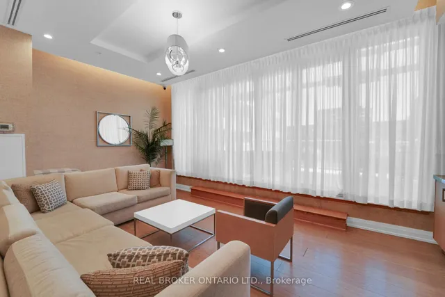 Additional property image - 555 Wilson Ave Unit E809