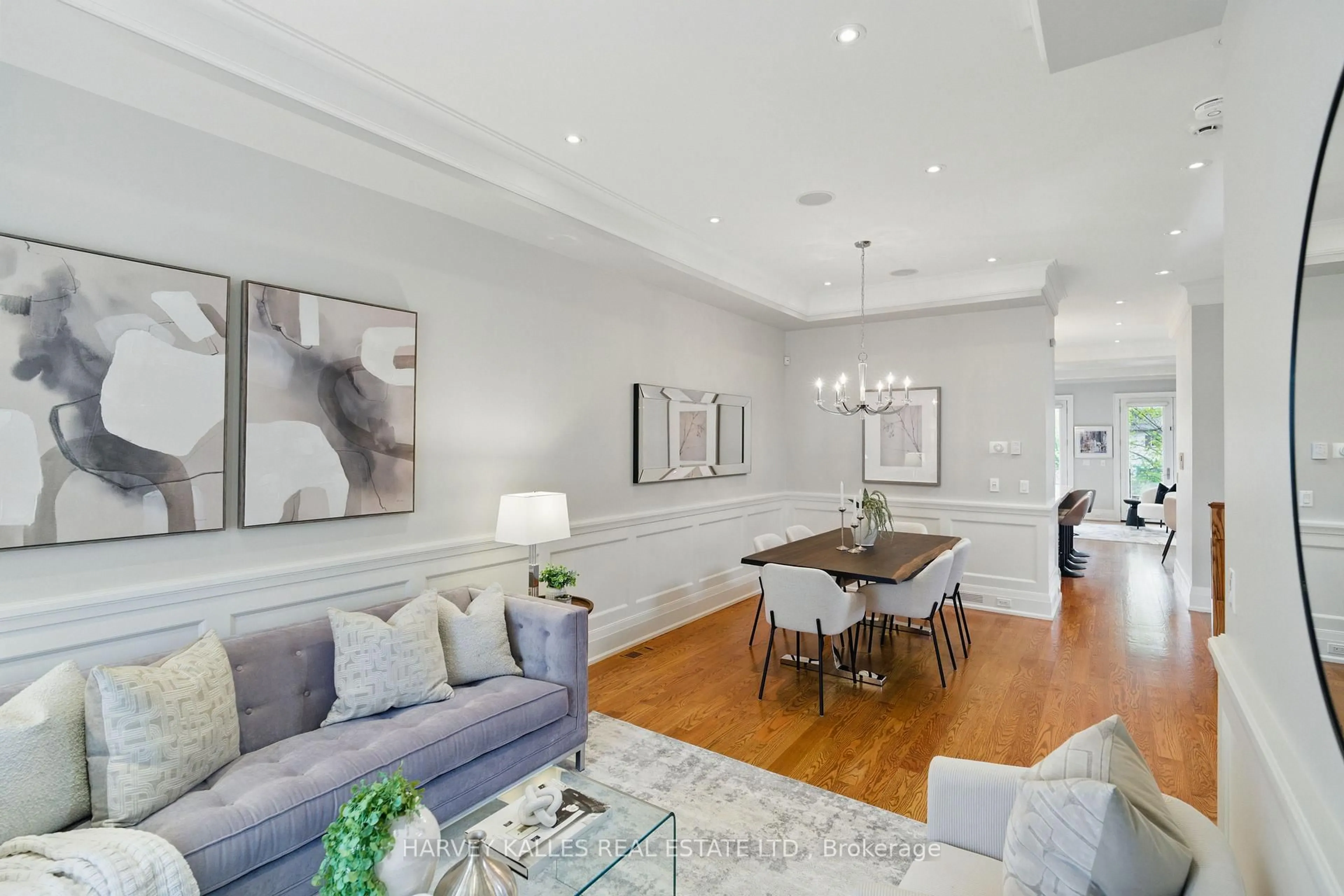 Living room with furniture, unknown for 71 Florence Ave, Toronto Ontario M2N 1G1