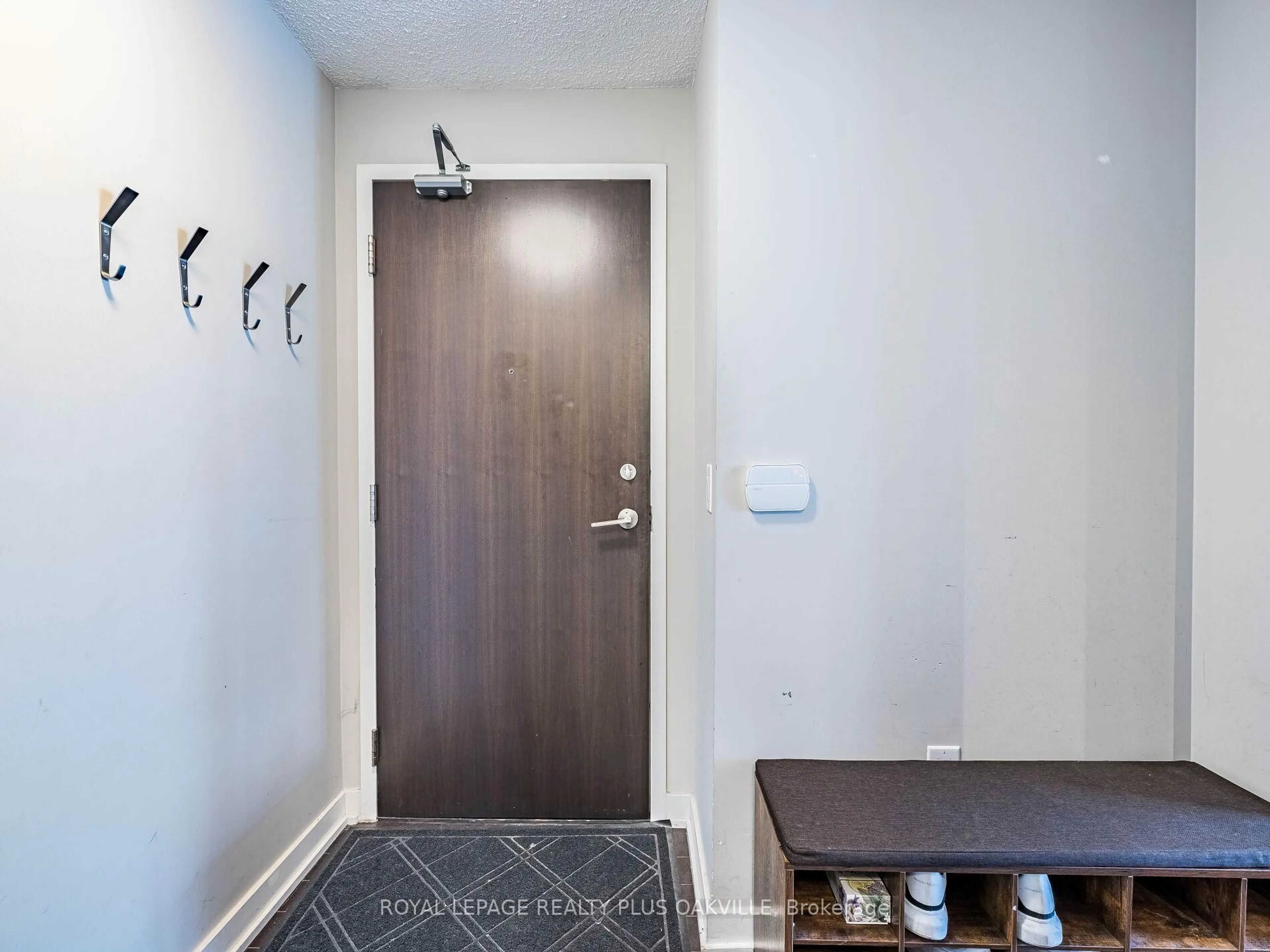 Indoor entryway for 38 Dan Leckie Way #1603, Toronto Ontario M5V 2V6