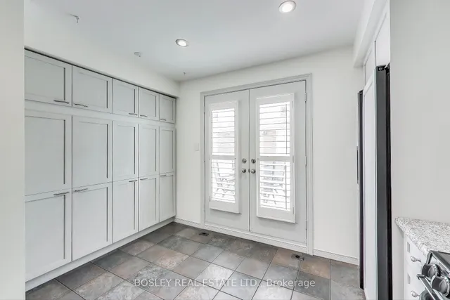 Additional property image - 12 Sudbury St Unit 2403