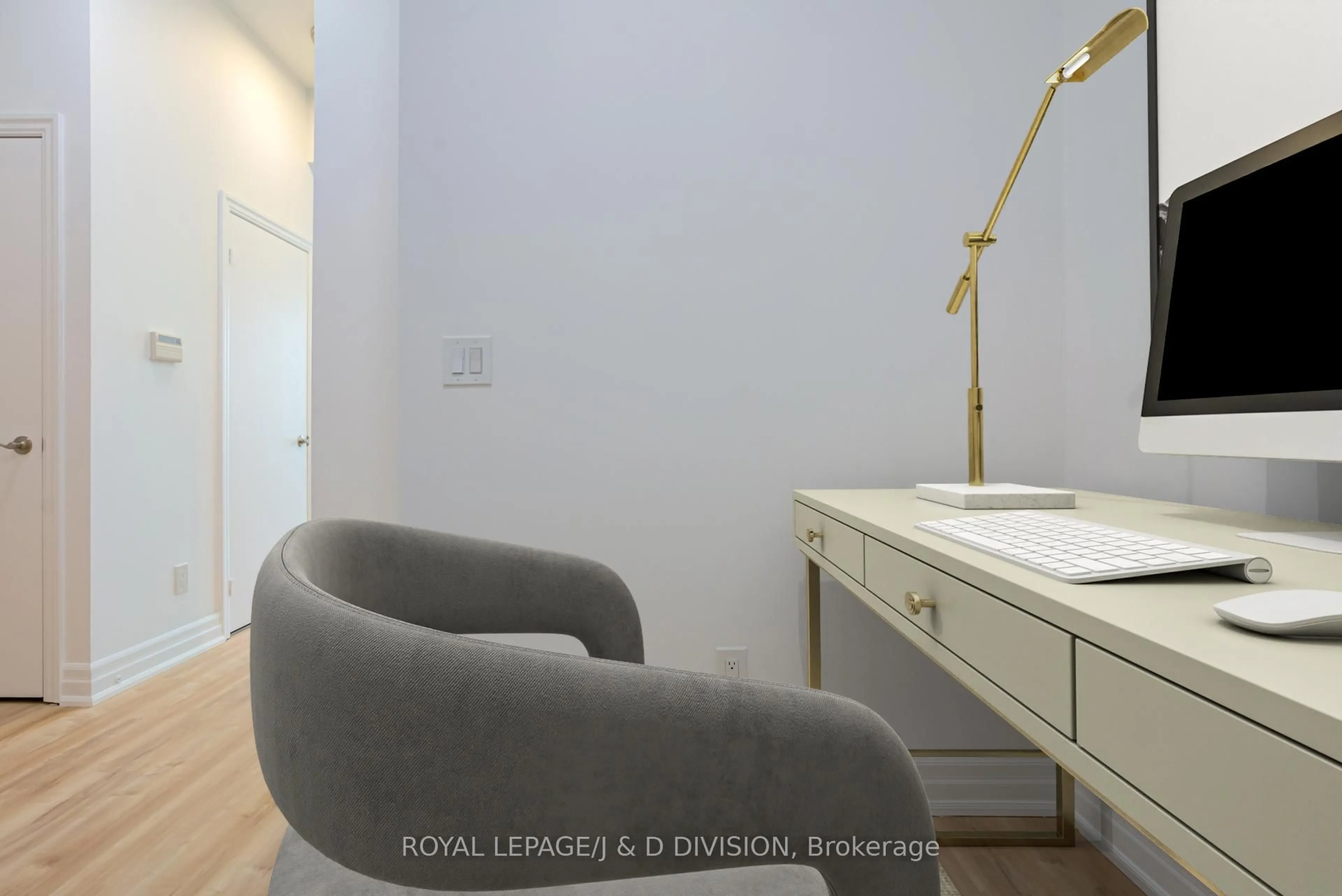 A pic of a room for 8 Scollard St #PH108, Toronto Ontario M5R 1M2