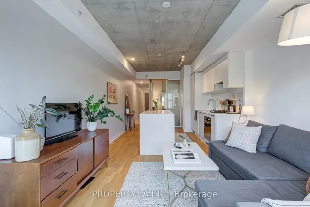 Additional property image - 109 Ossington Ave Unit 203