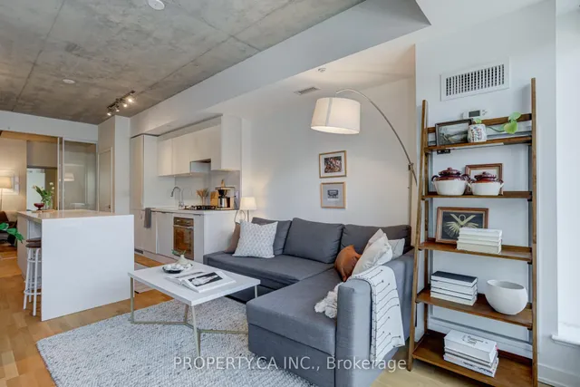 Additional property image - 109 Ossington Ave Unit 203