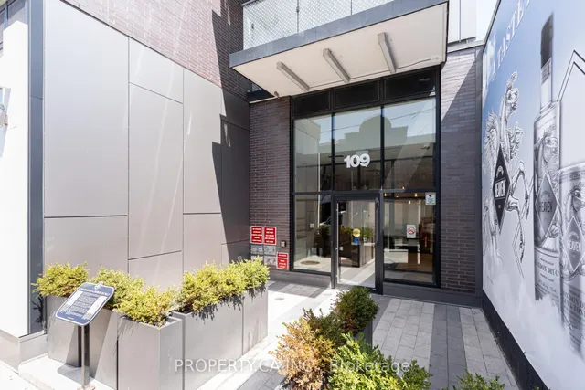 Additional property image - 109 Ossington Ave Unit 203