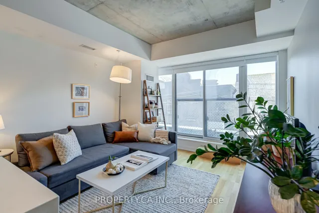 Additional property image - 109 Ossington Ave Unit 203