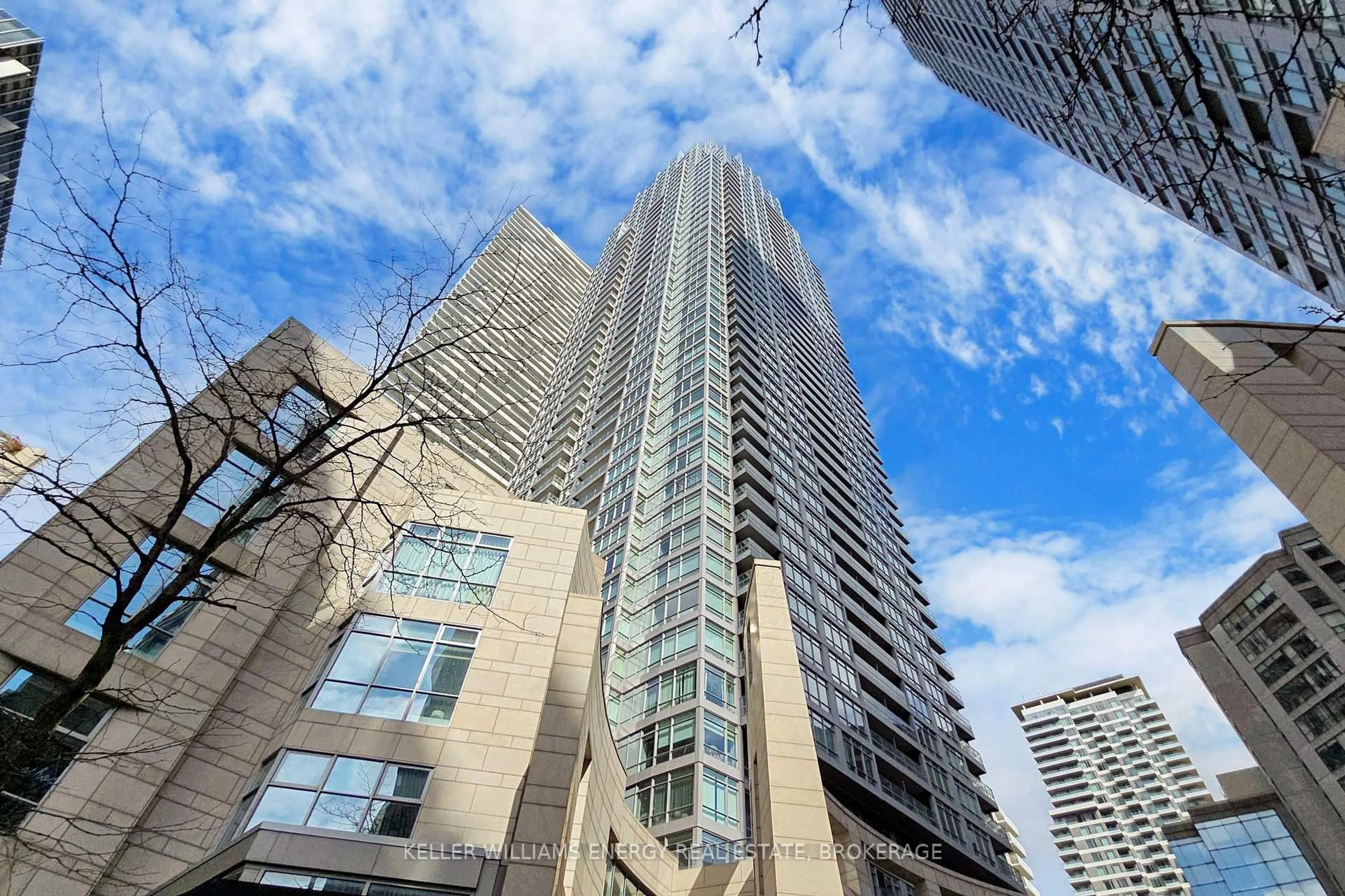 Unknown for 2191 Yonge St #3707, Toronto Ontario M4S 3H8