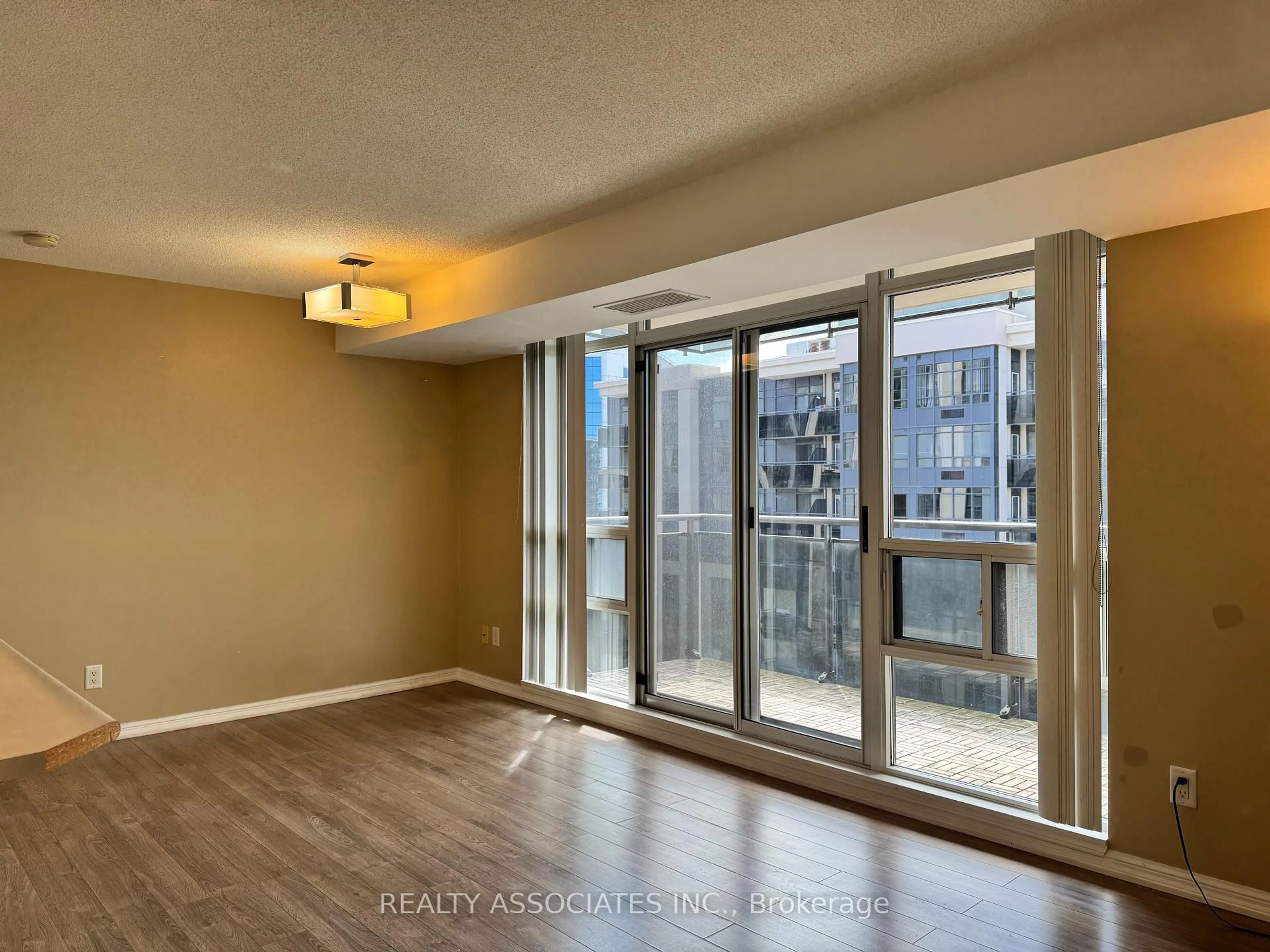 A pic of a room for 153 Beecroft Rd #2811, Toronto Ontario M2N 7C5