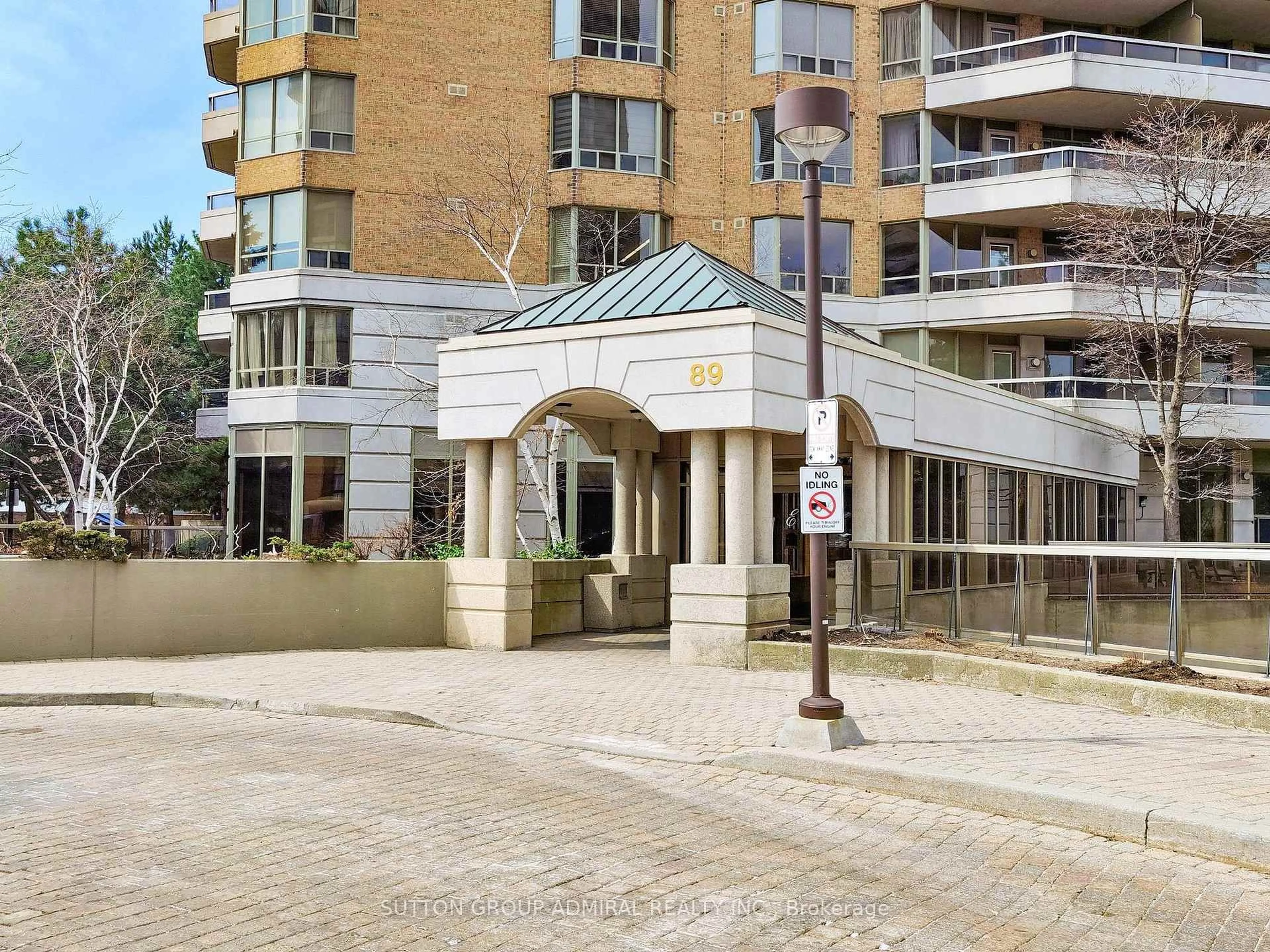 Indoor foyer for 89 Skymark Dr #1207, Toronto Ontario M2H 3S6