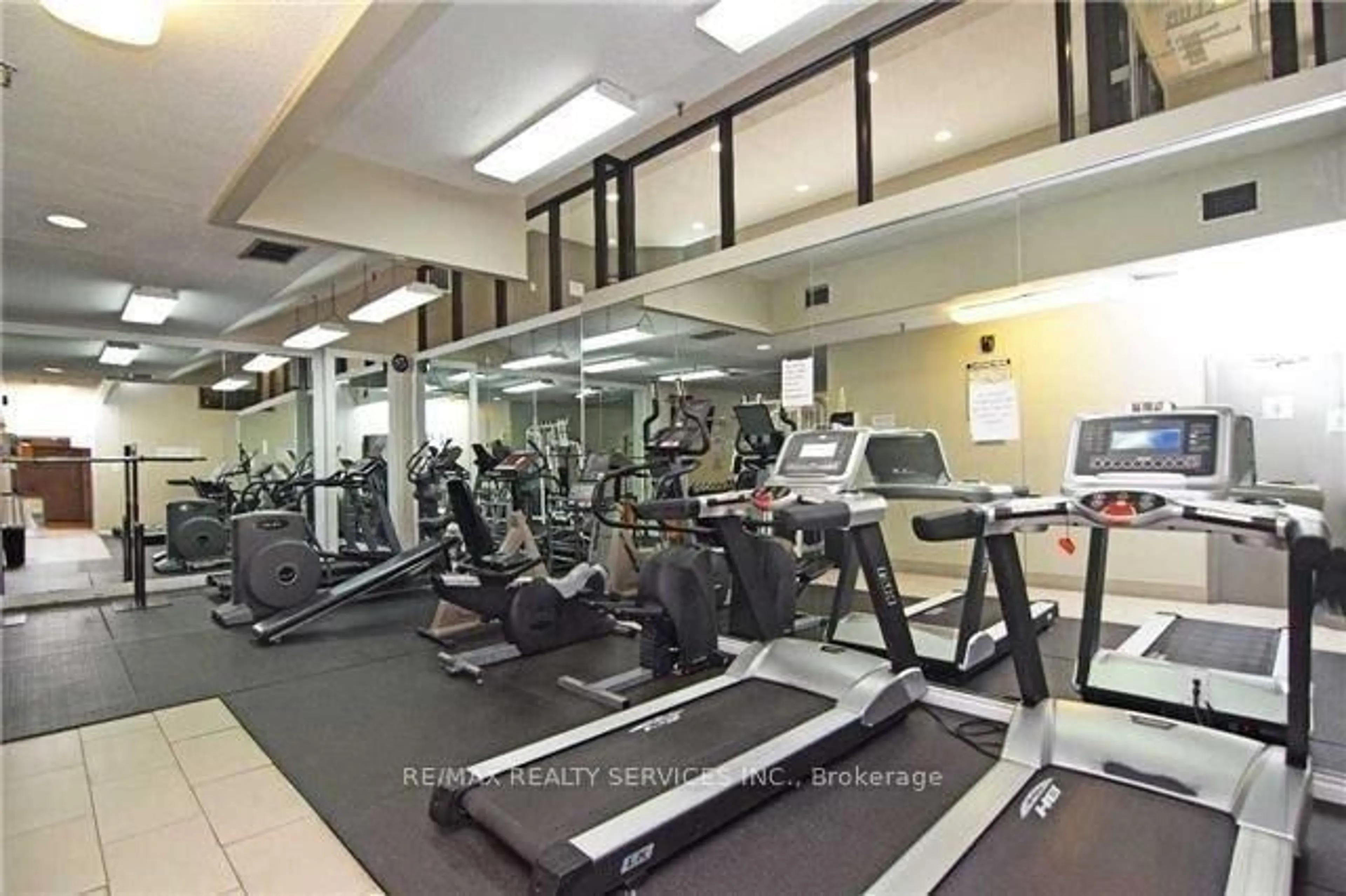 Gym or fitness room for 120 St Patrick St ##1406, Toronto Ontario M5T 2X7