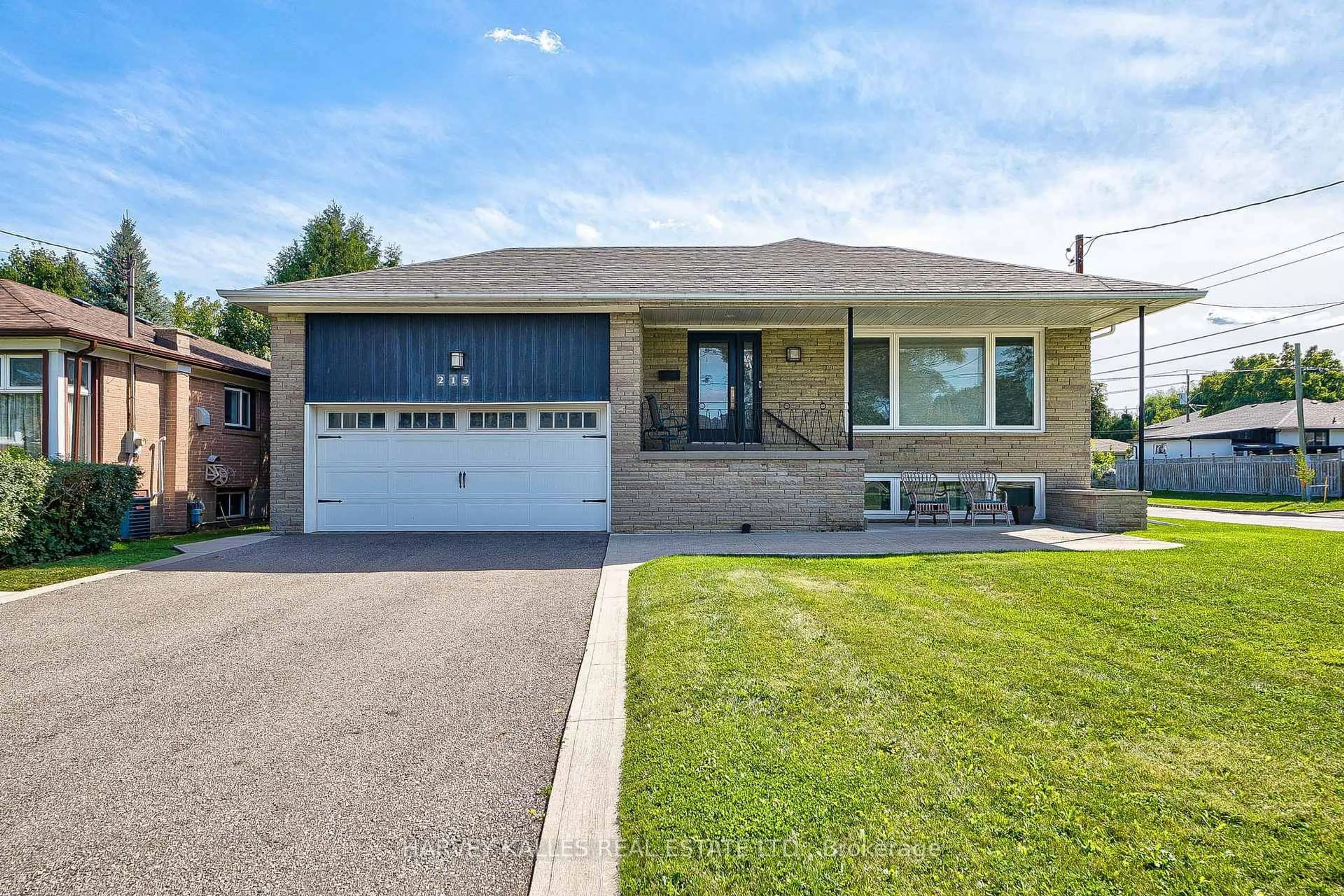 Home with brick exterior material, street for 215 Searle Ave, Toronto Ontario M3H 4B6