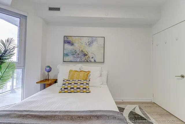 Additional property image - 2020 Bathurst St Unit 601