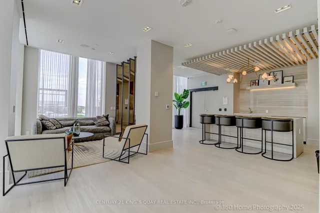 Additional property image - 2020 Bathurst St Unit 601