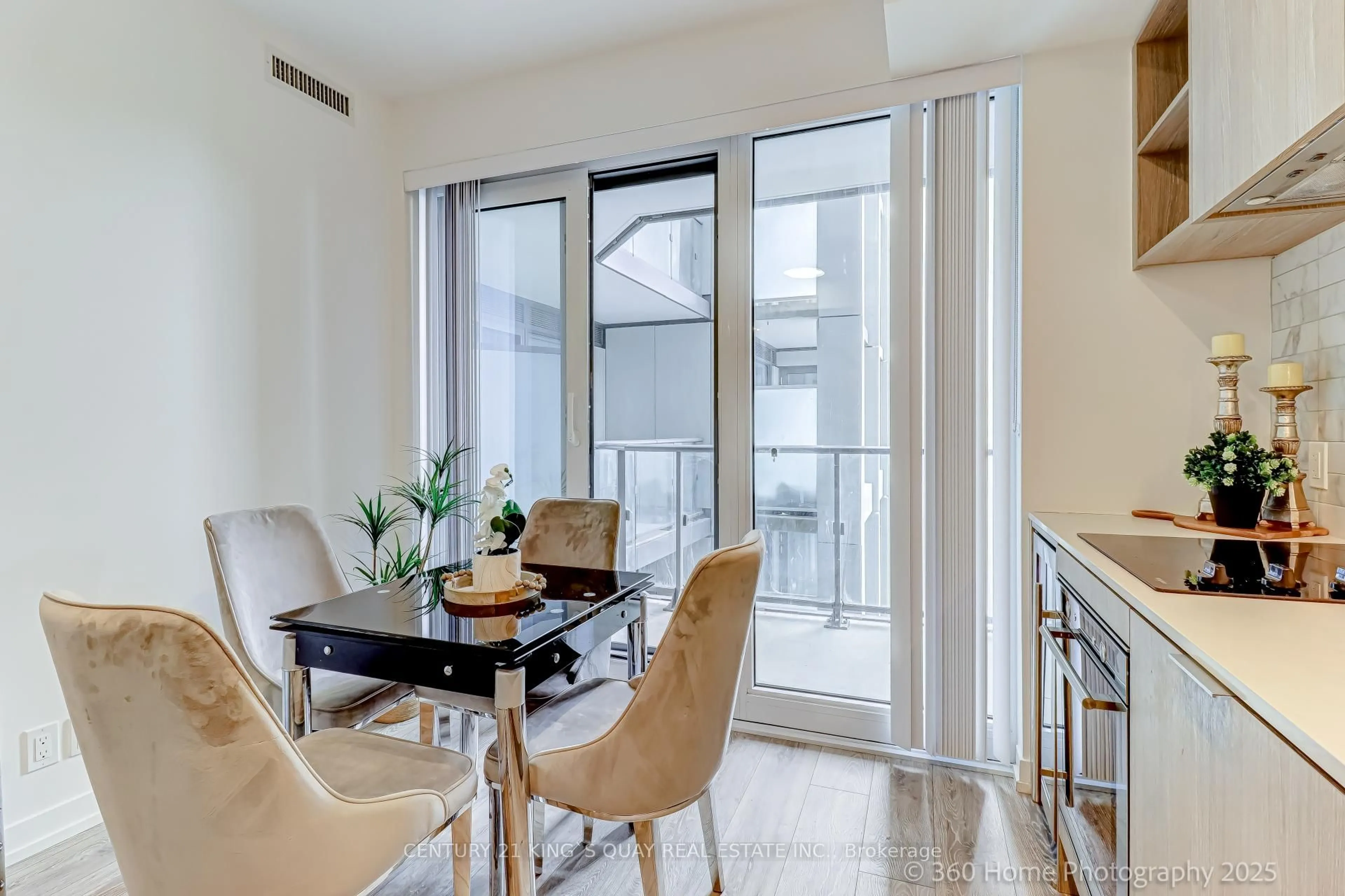 Dining room, unknown for 2020 Bathurst St #601, Toronto Ontario M5P 0A6