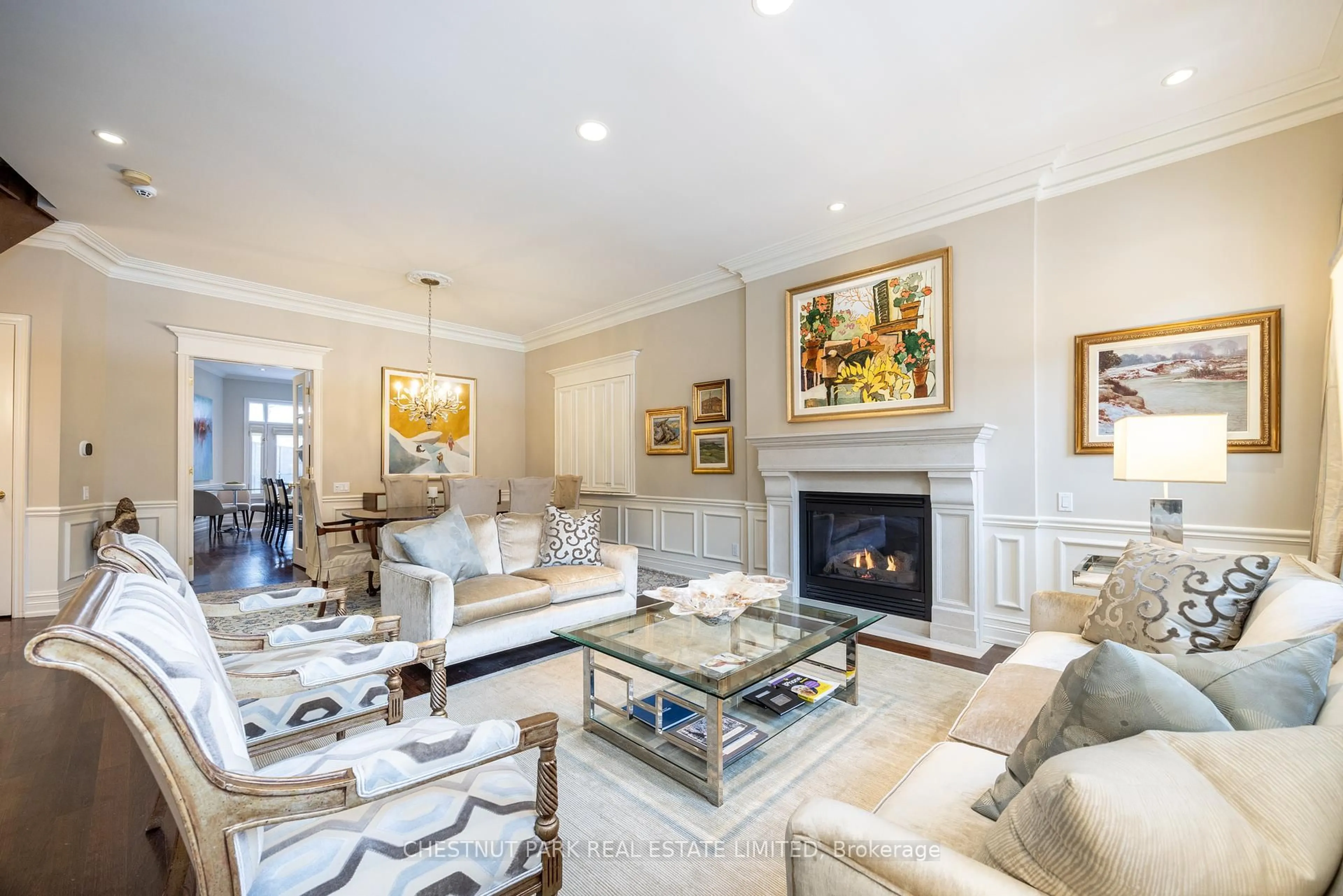 Living room with furniture, unknown for 117 Davenport Rd, Toronto Ontario M5R 1H8